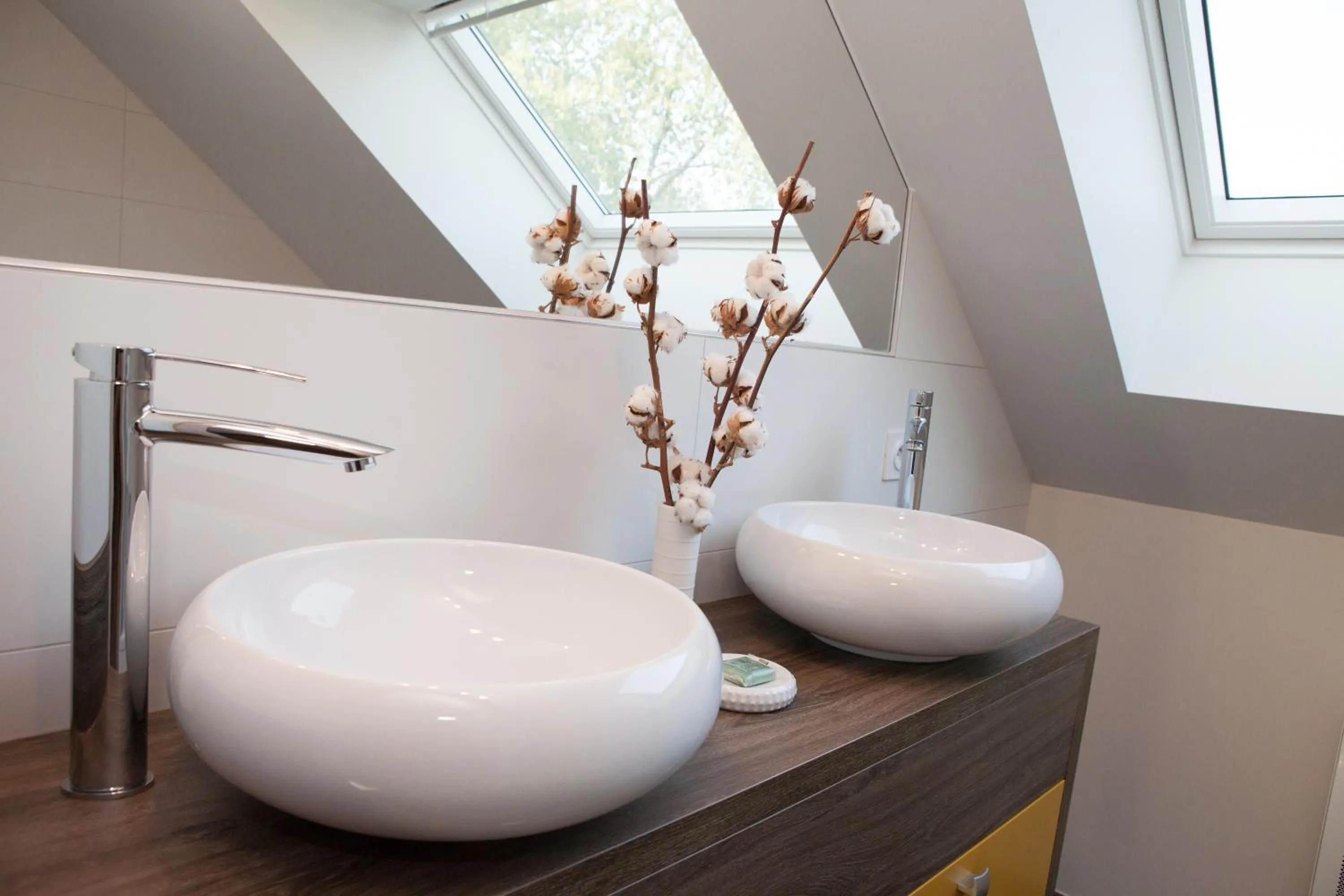 Bathroom in Maison d hotes Coeur de Village Alsace & spa