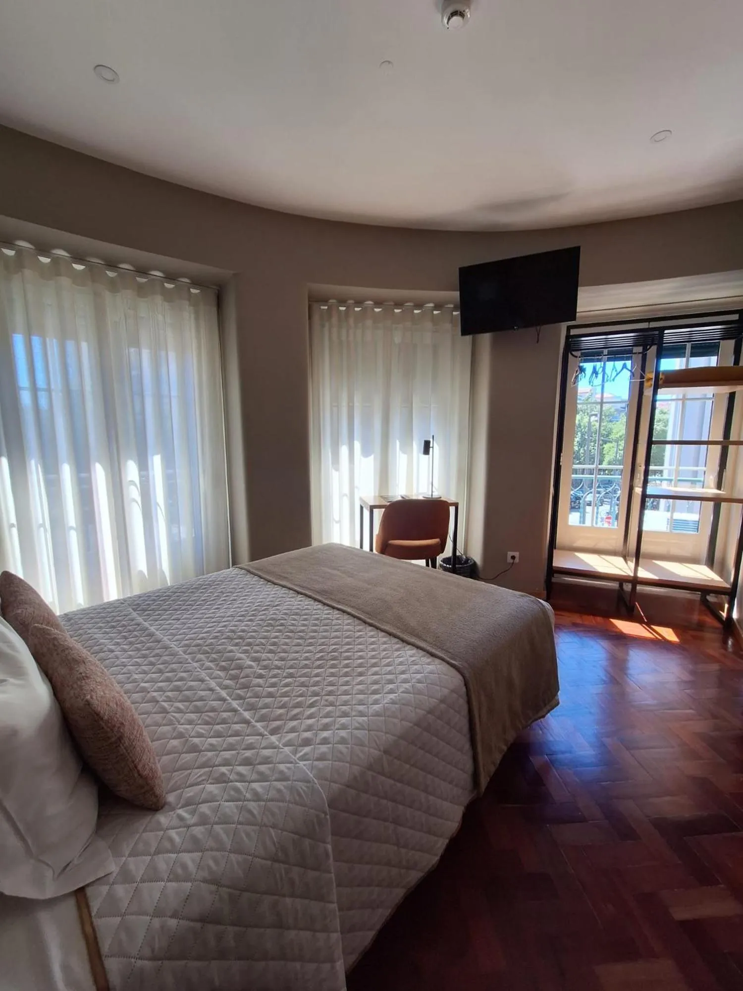 Bed in Hotel Alicante Lisboa