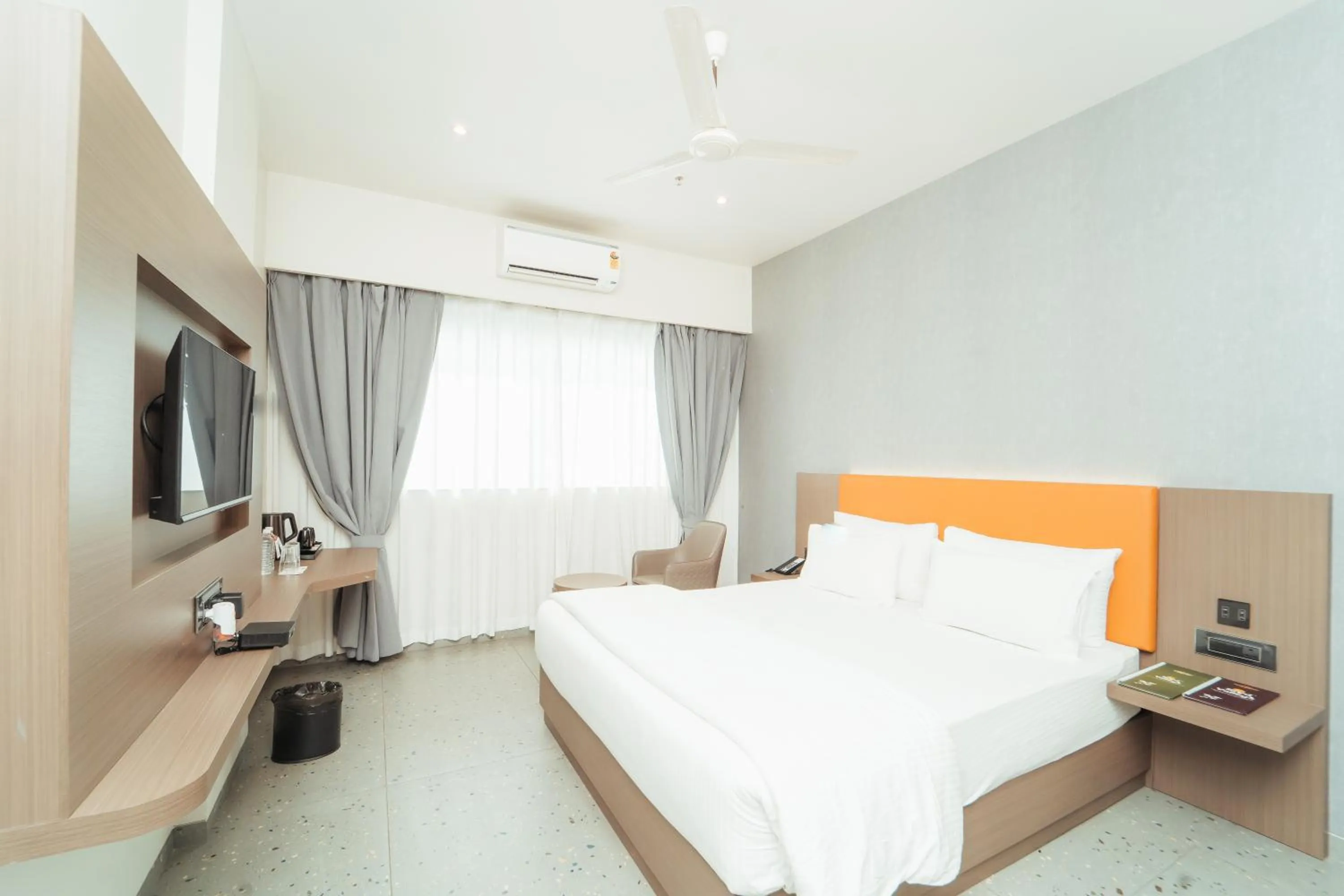 Bed in Mastiff Hotel Chinchwad by OTHPL