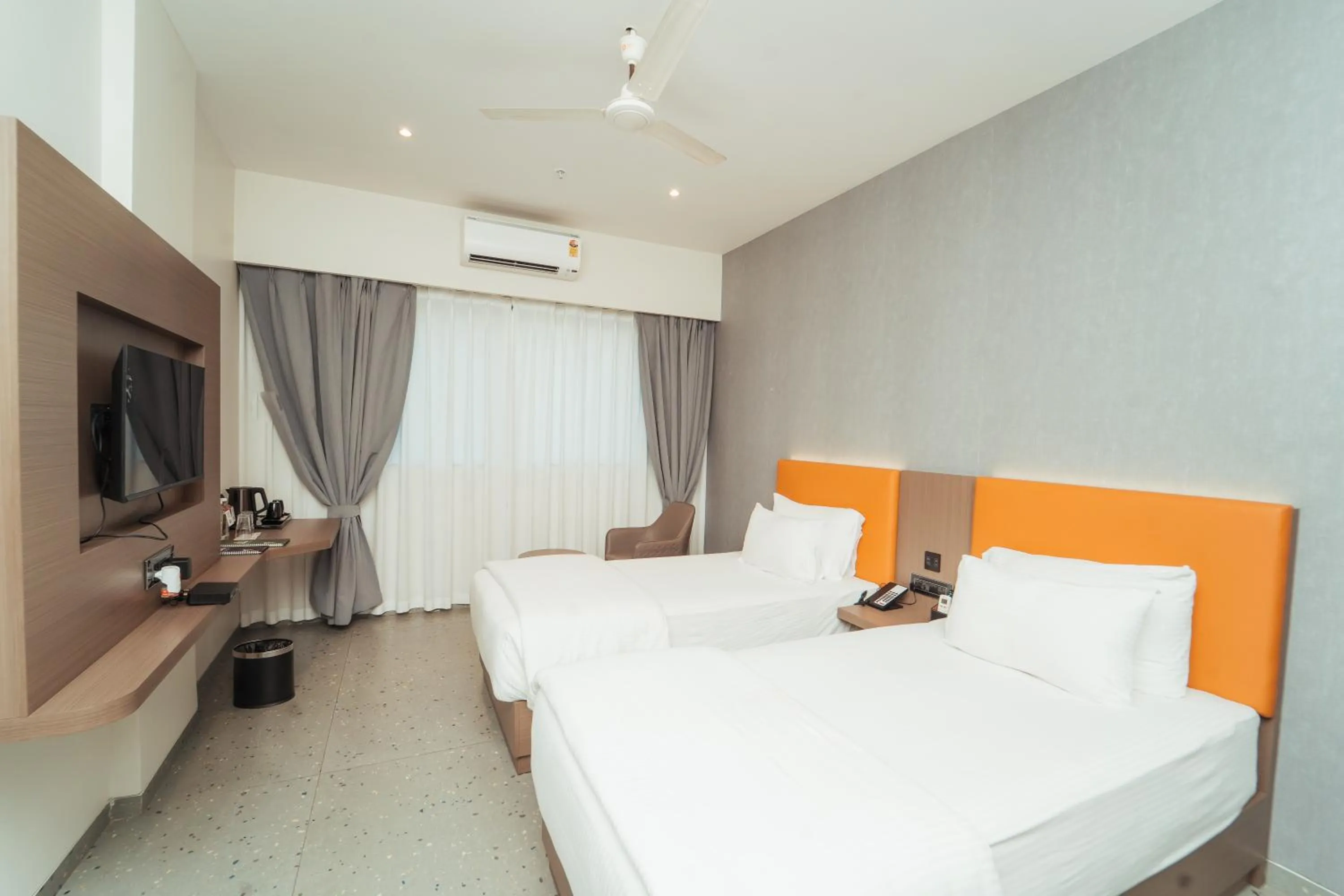 Bed in Mastiff Hotel Chinchwad by OTHPL