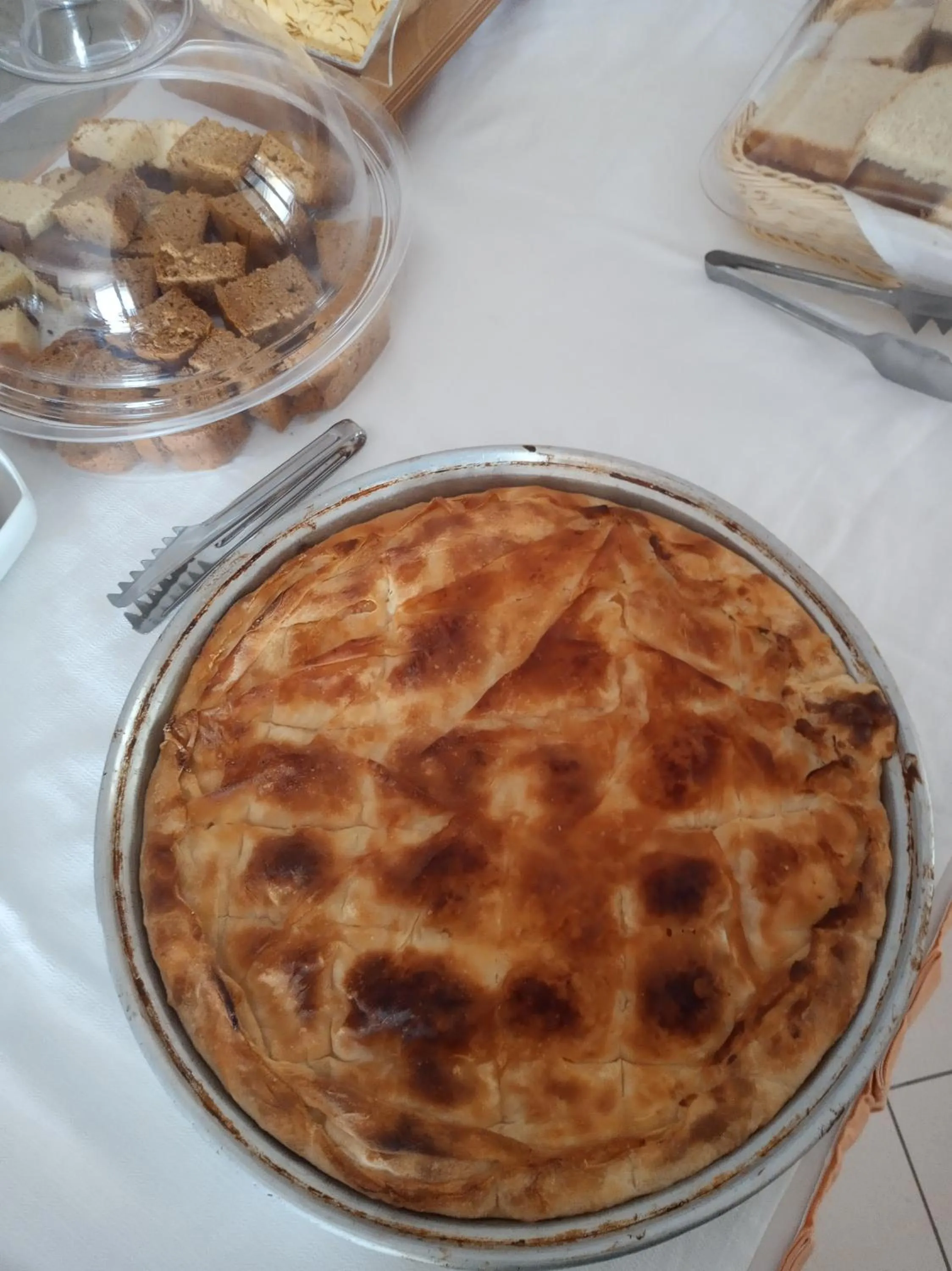 Buffet breakfast in Agnanti Hotel