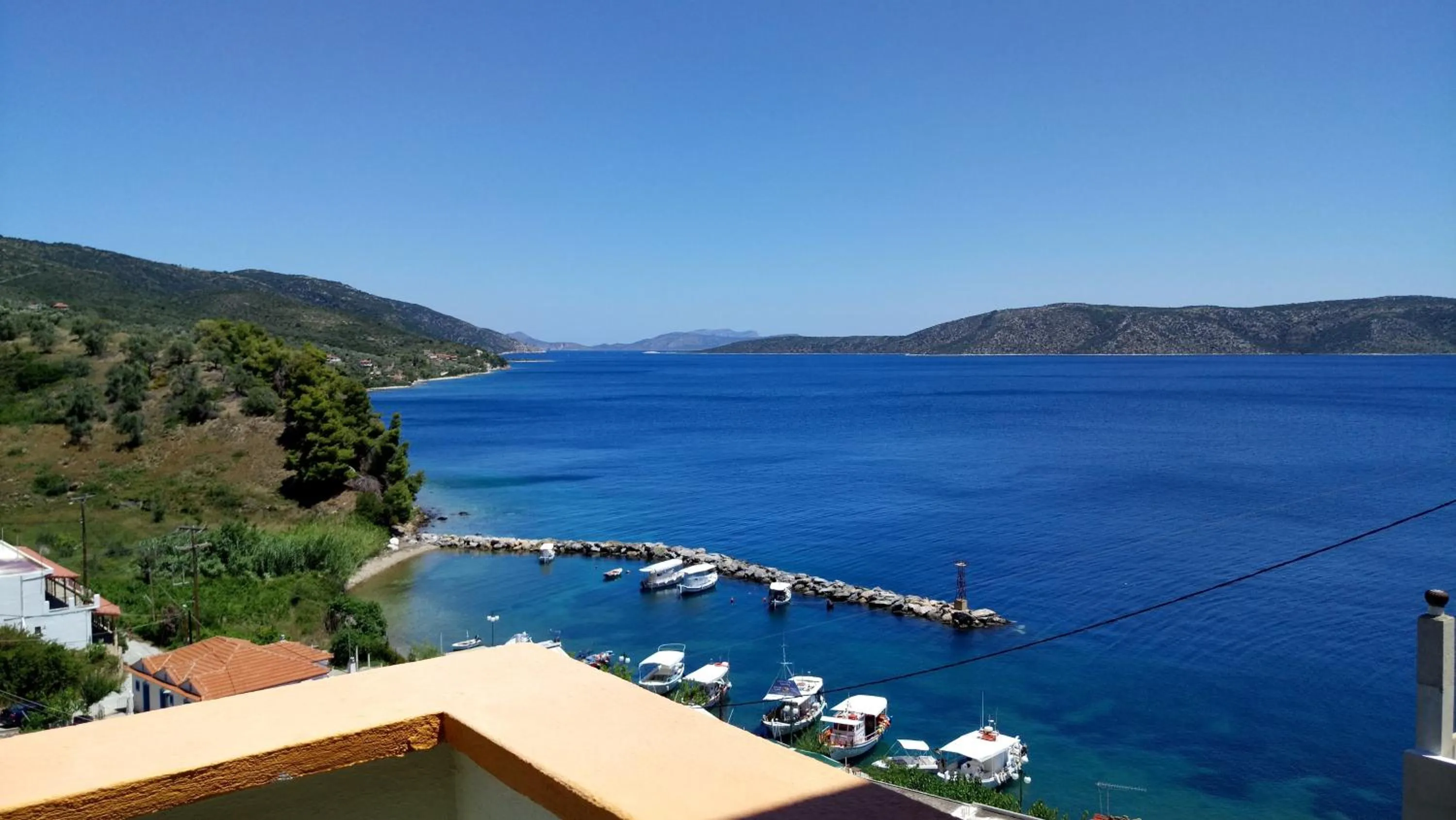 Sea view in Agnanti Hotel