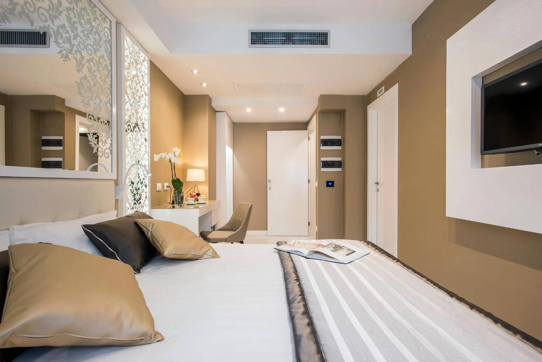 Photo of the whole room, Bed in Residenza Venti Settembre