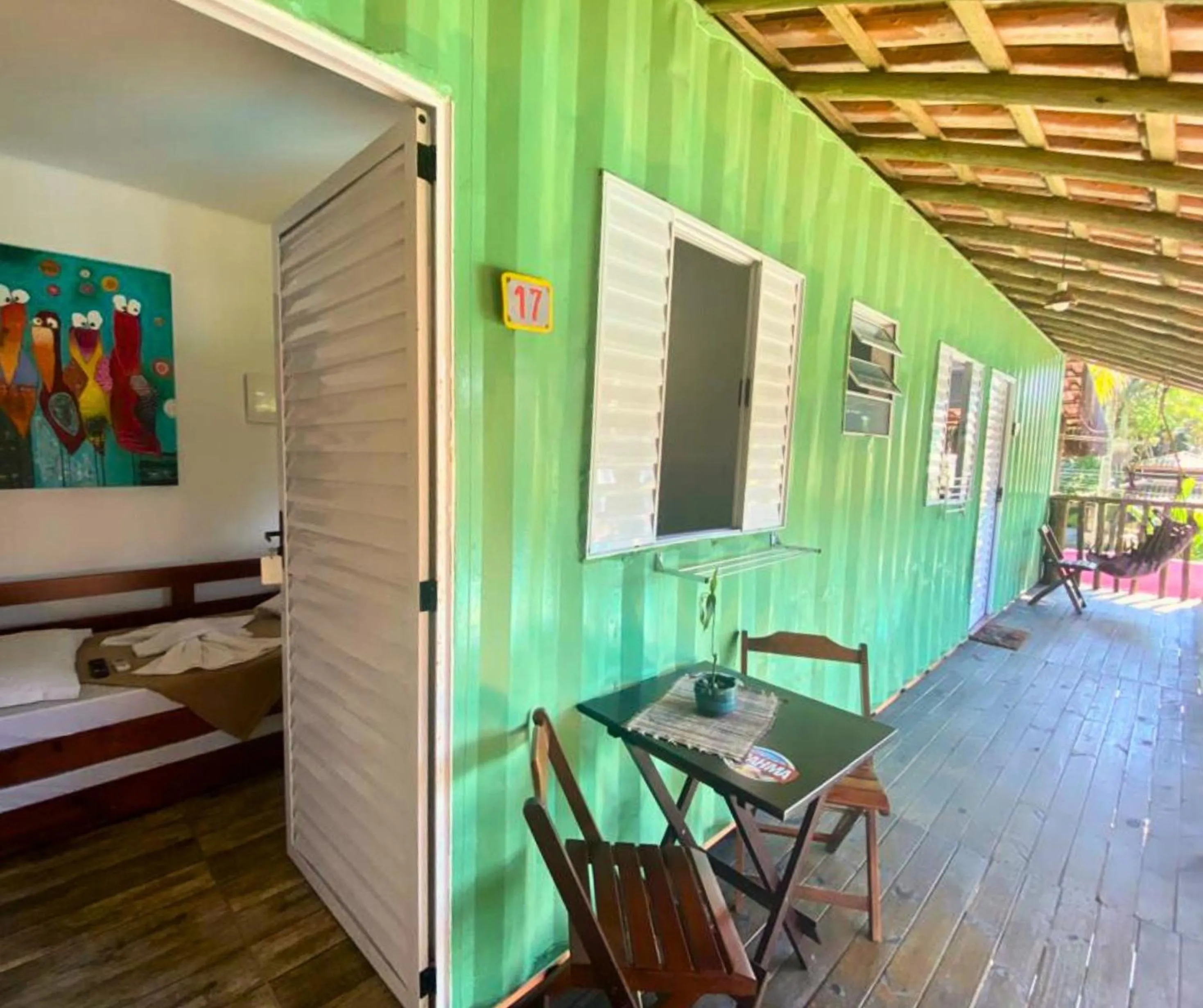 Bed in Pousada Papaya Container