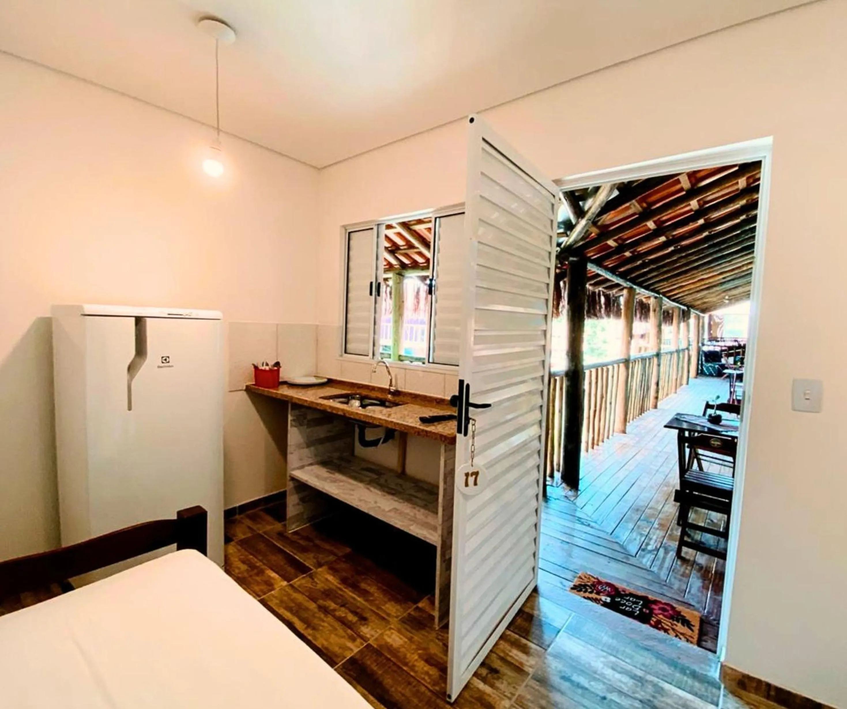 Bed in Pousada Papaya Container