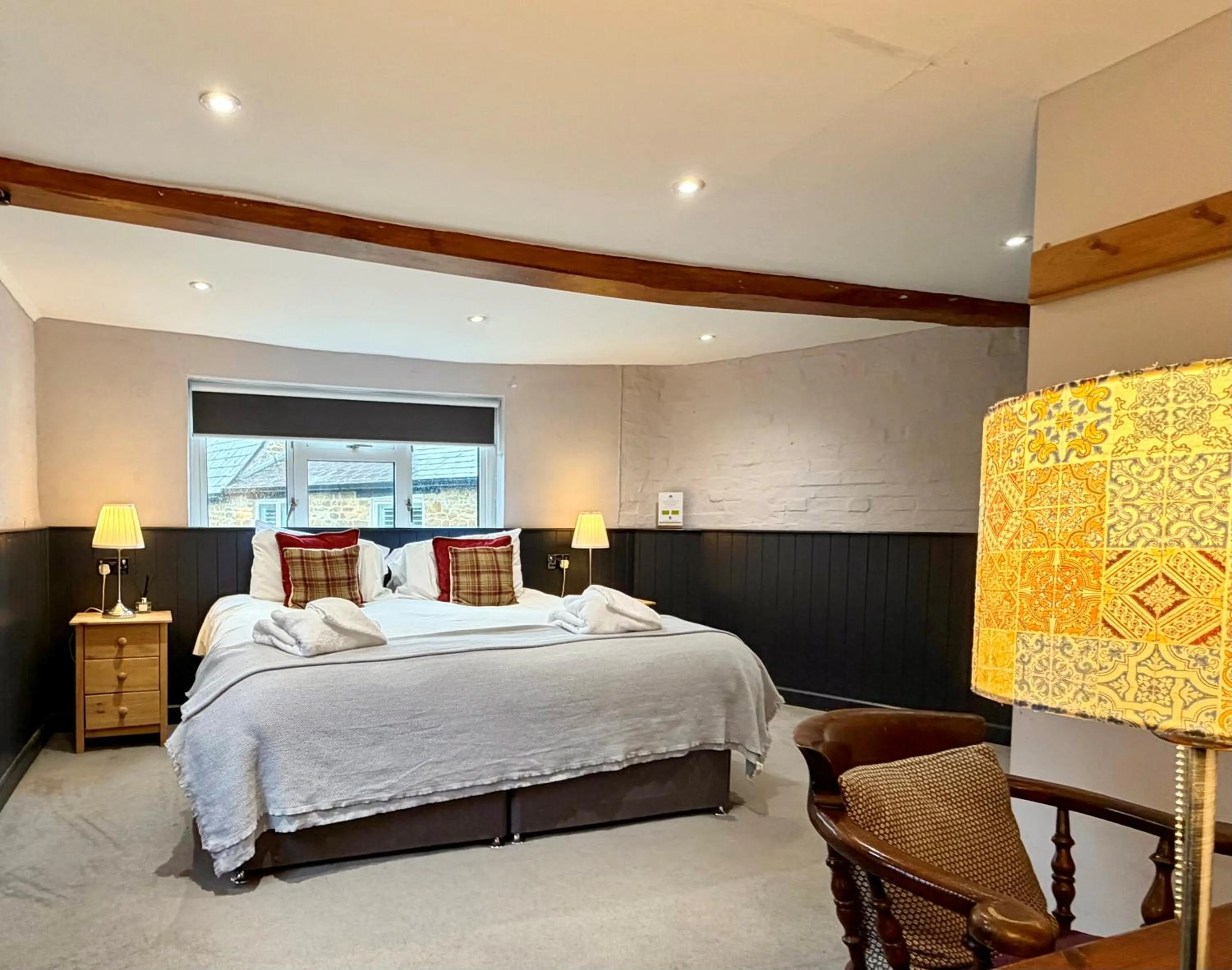 Bedroom, Bed in The Pear Tree