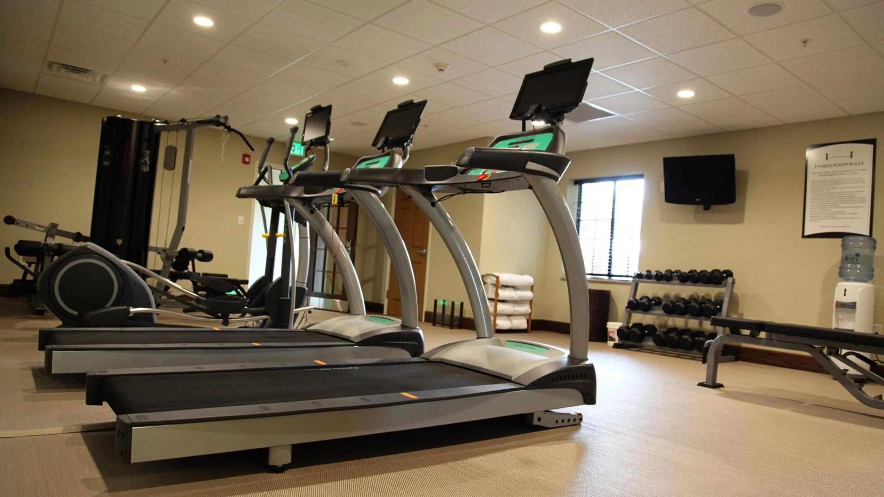 Fitness centre/facilities in Staybridge Suites Lincoln North East by IHG