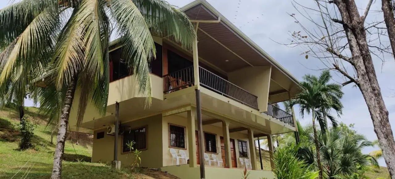 Premium Quadruple Room - single occupancy in Hotel Rancho Corcovado Premium Quadruple Room - single occupancy in Hotel Rancho Corcovado