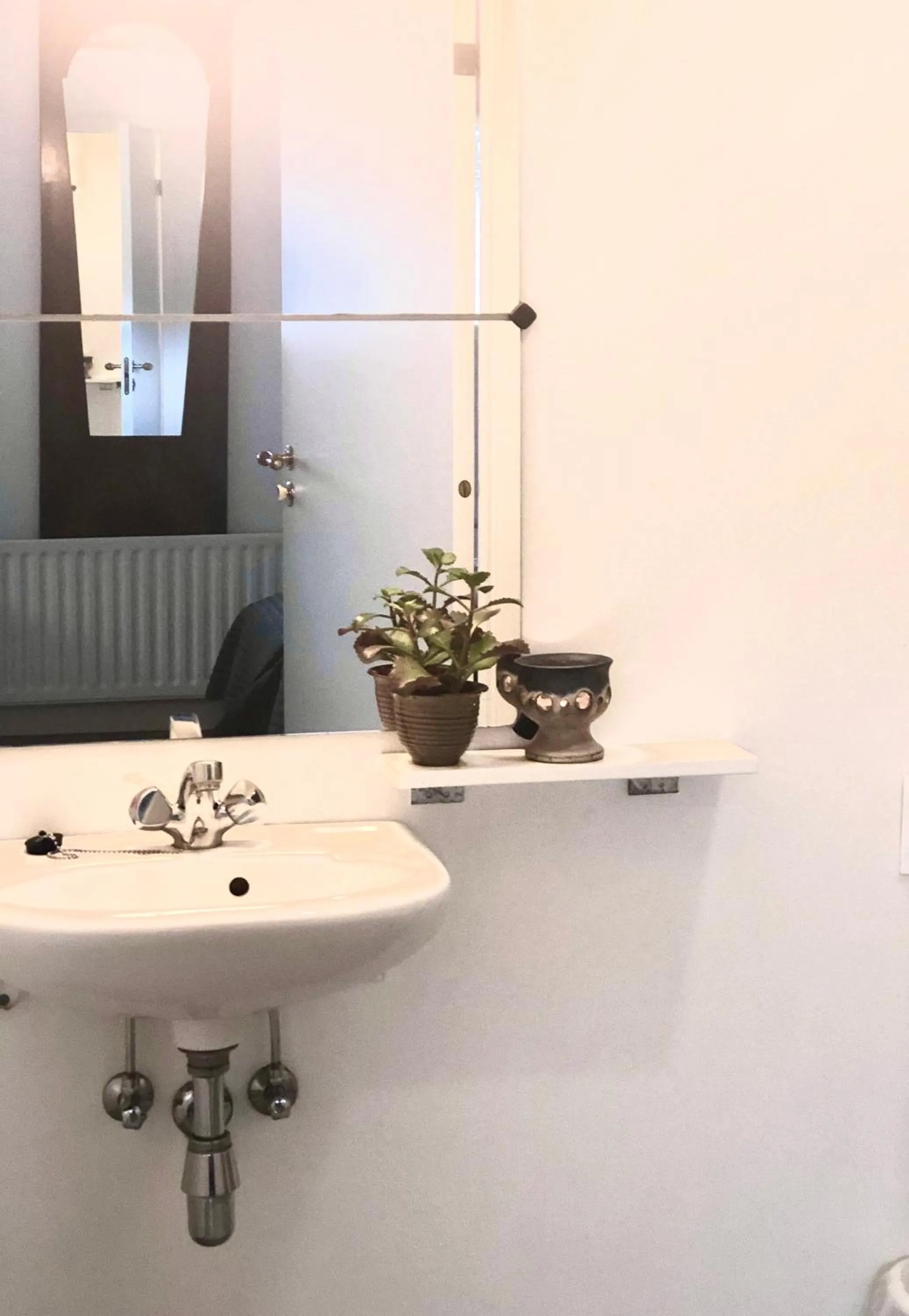 Bathroom in Lamb Inn Öngulsstadir