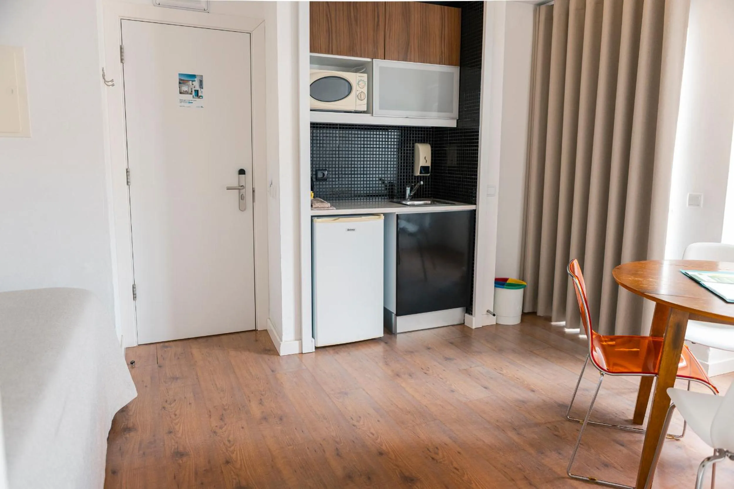 Dining area in Casa das Aguarelas