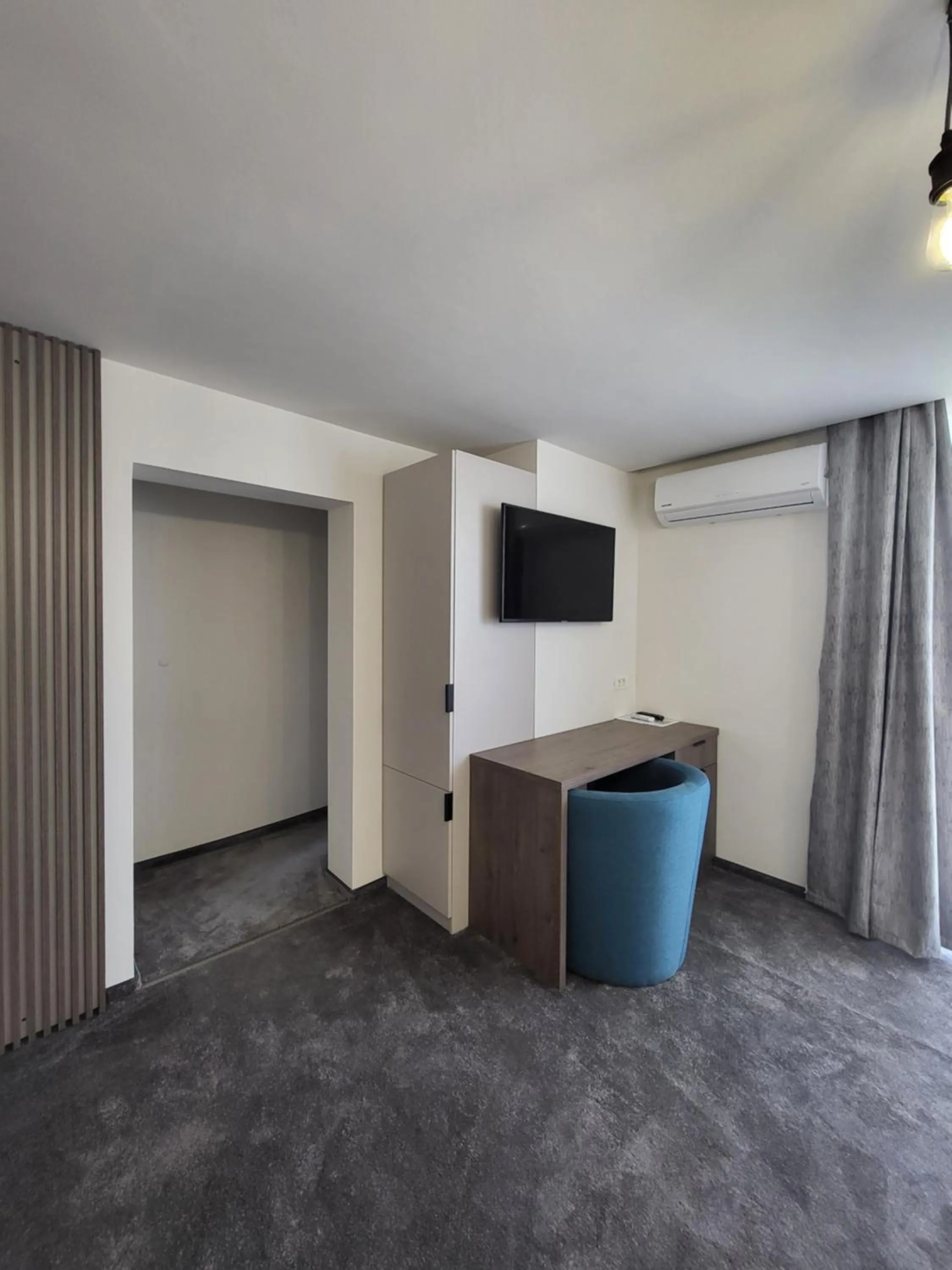 Photo of the whole room in XO Residence