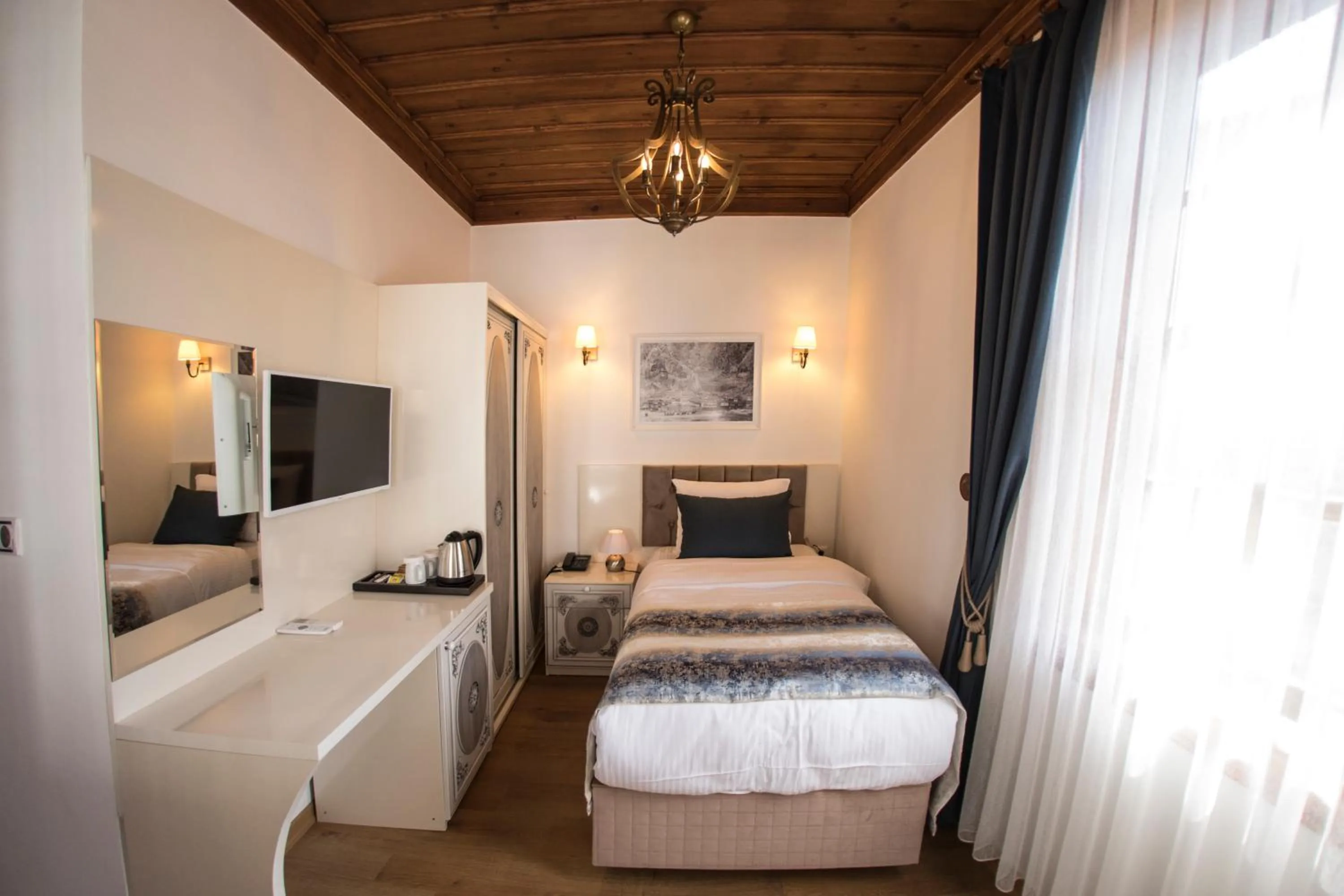 Photo of the whole room, Bed in BAYEZİD HAN KONAK