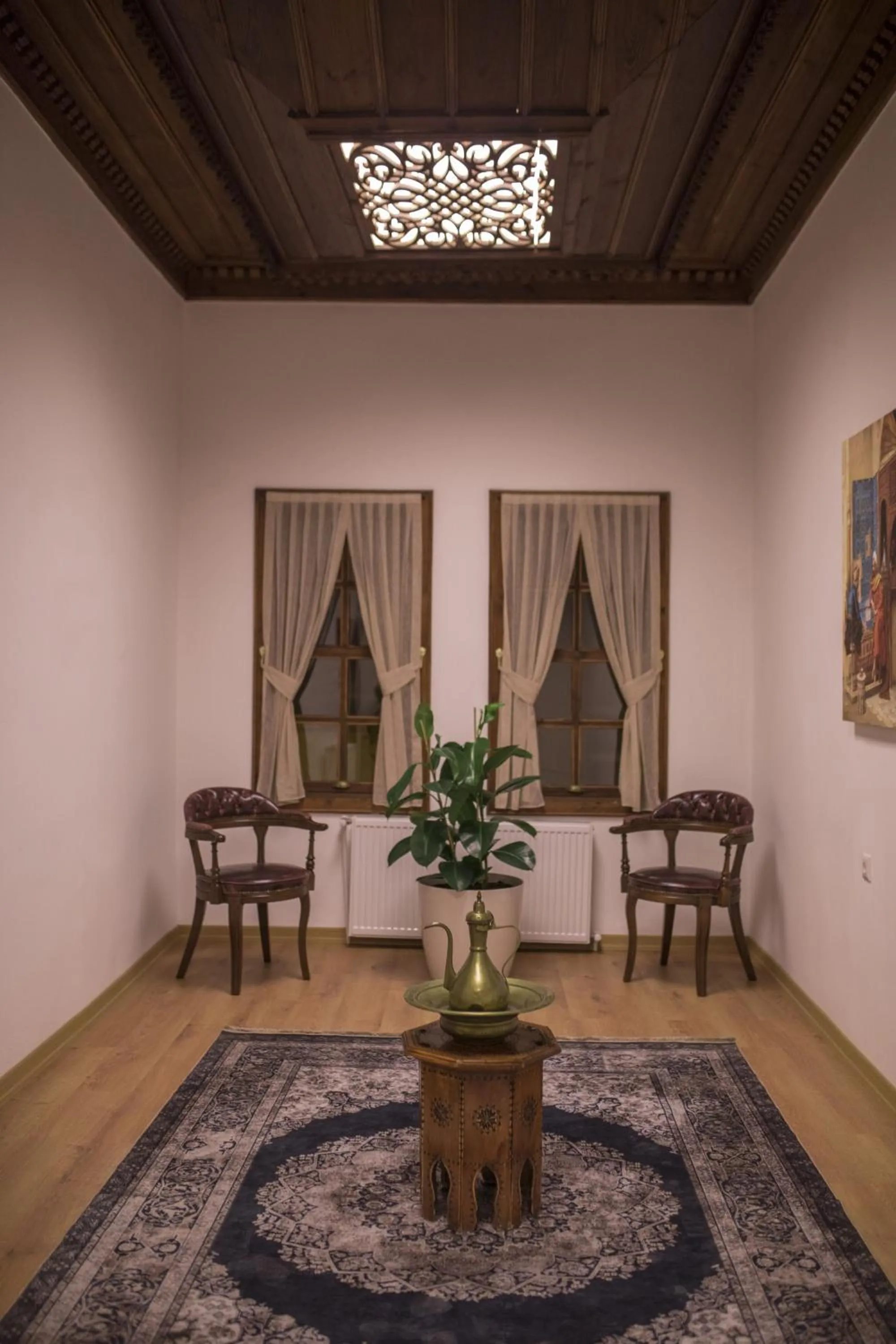 Seating area in BAYEZİD HAN KONAK