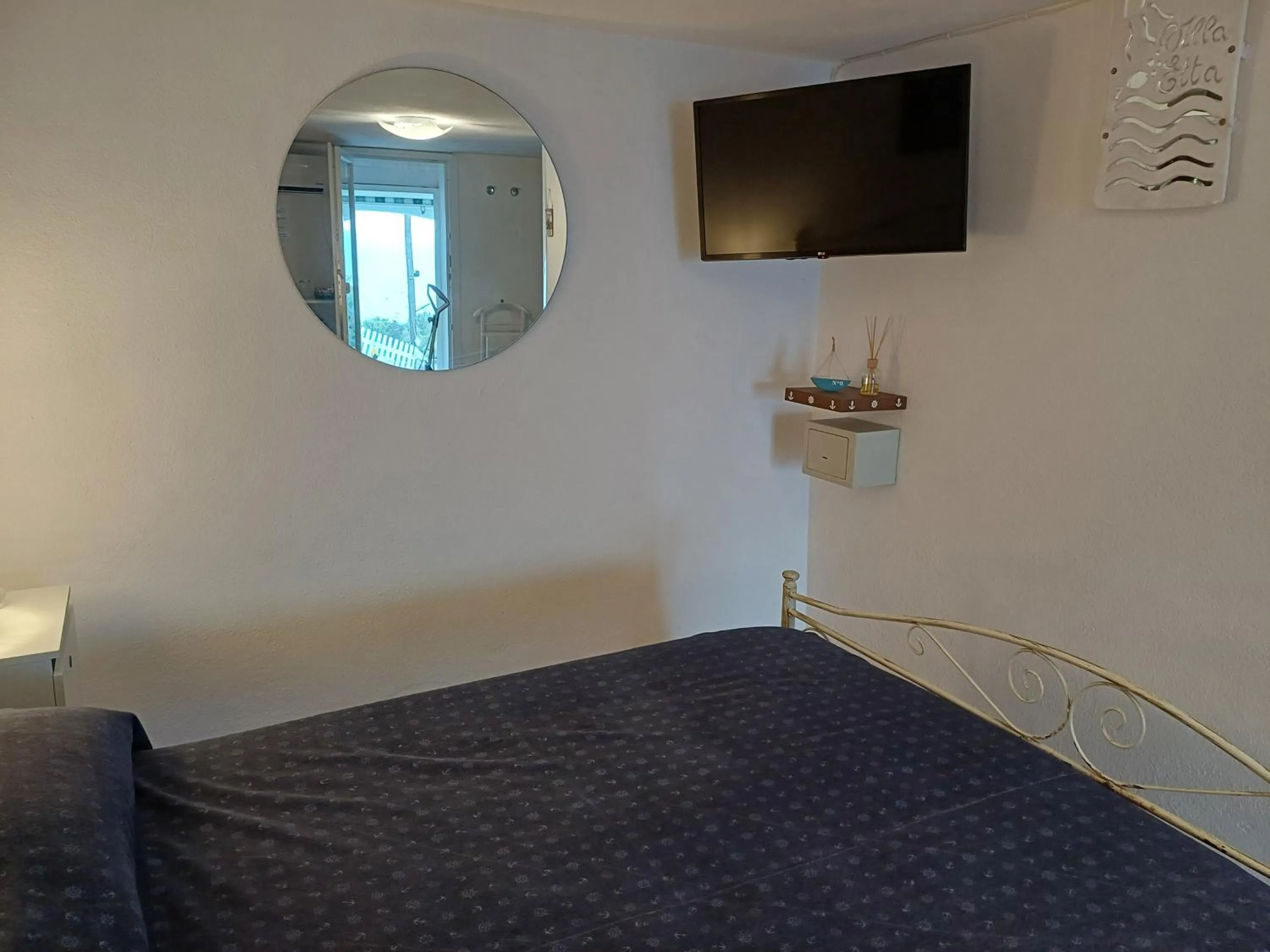 Bed in Santa Maria Di Leuca Villa Etta