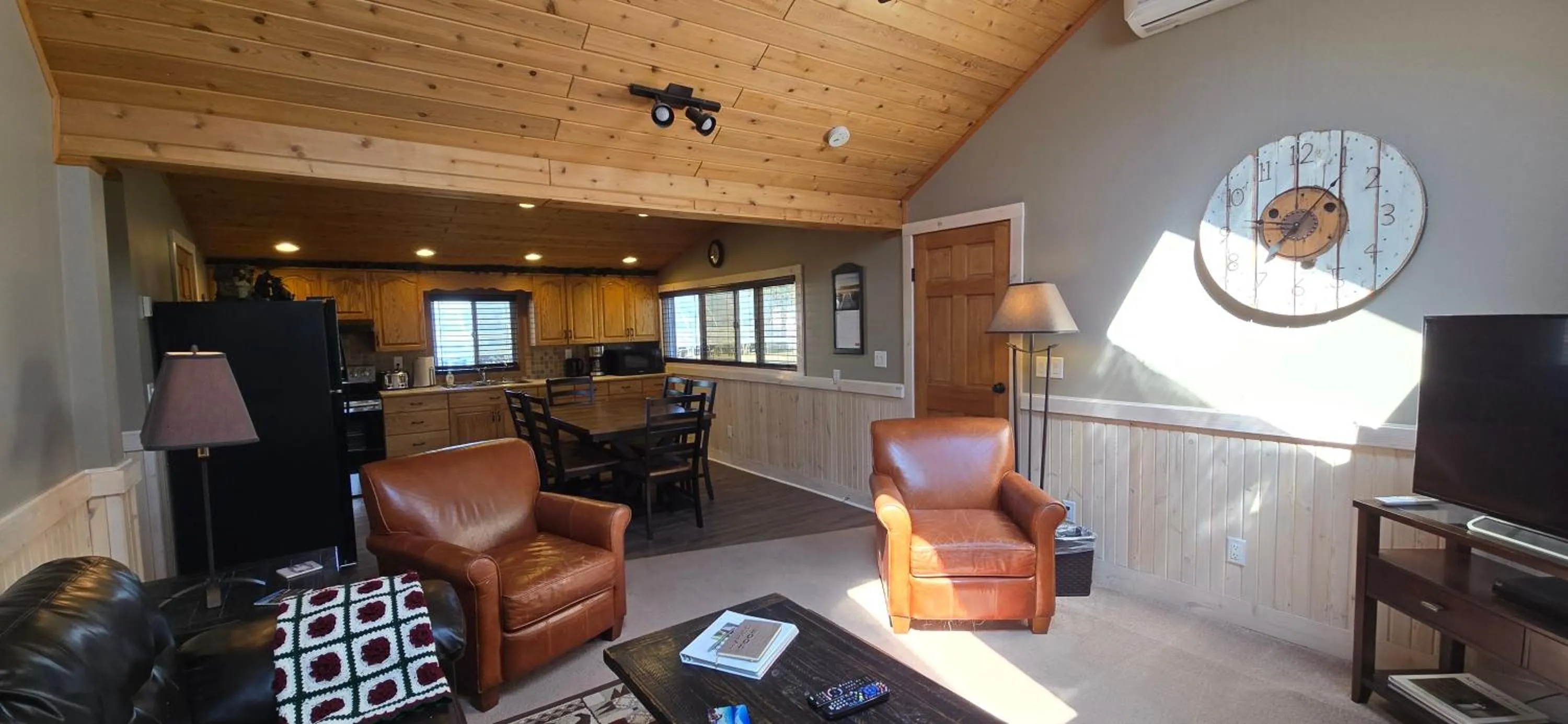 Rocky Ridge Country Lodge