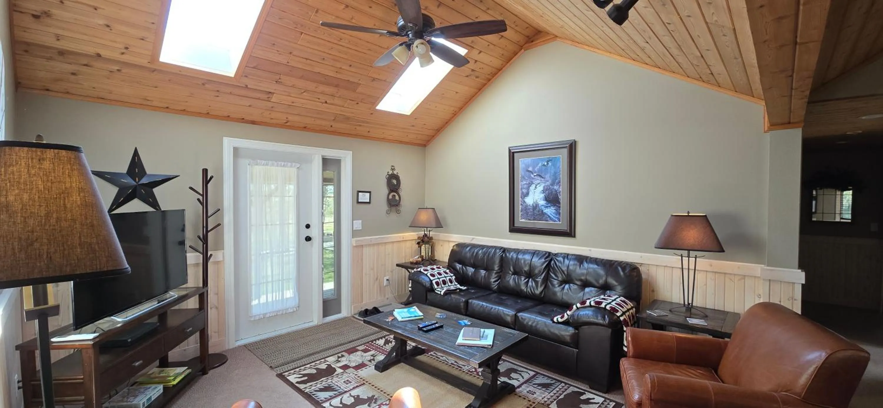 Rocky Ridge Country Lodge