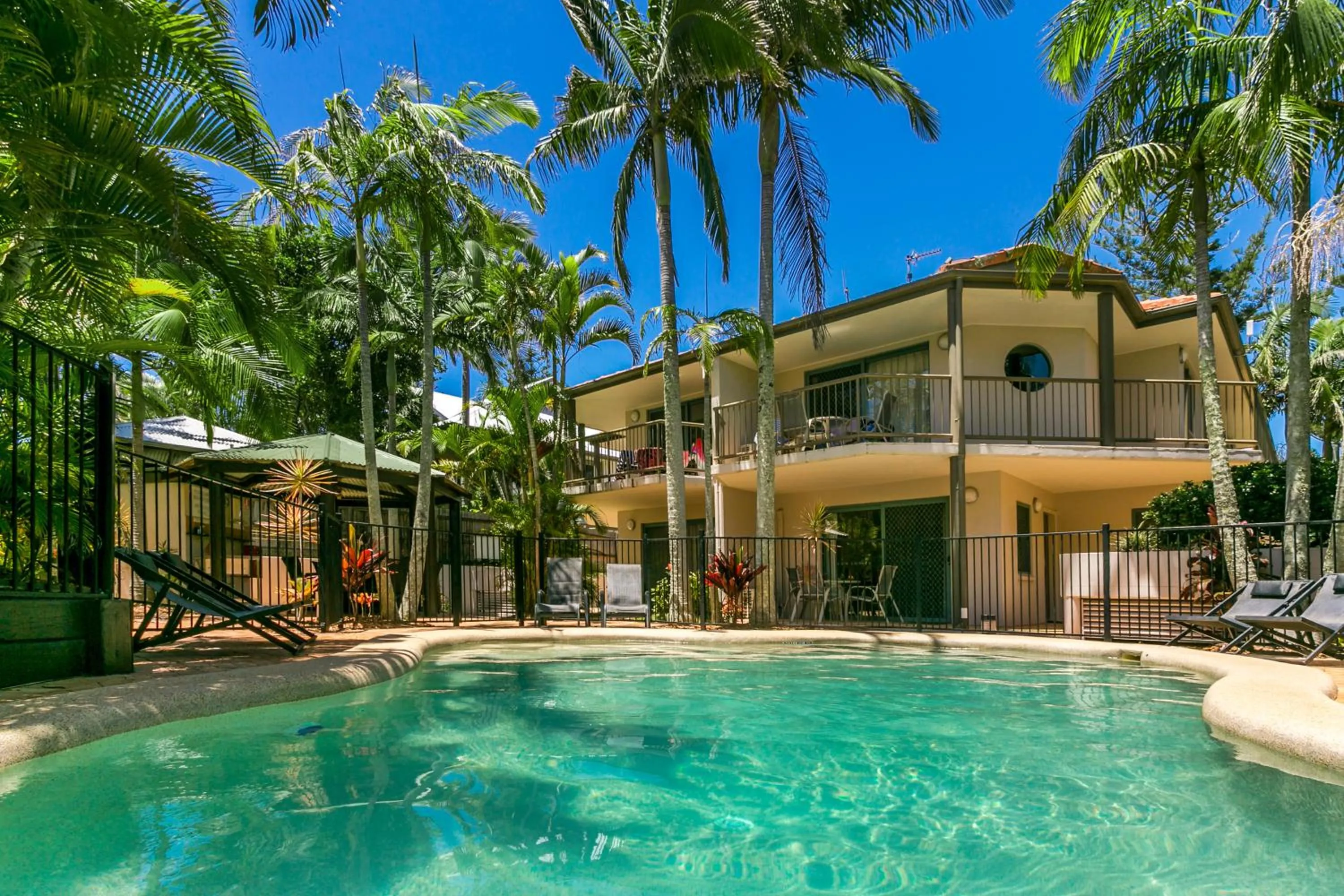Swimming pool in Beaches Apartments Byron Bay