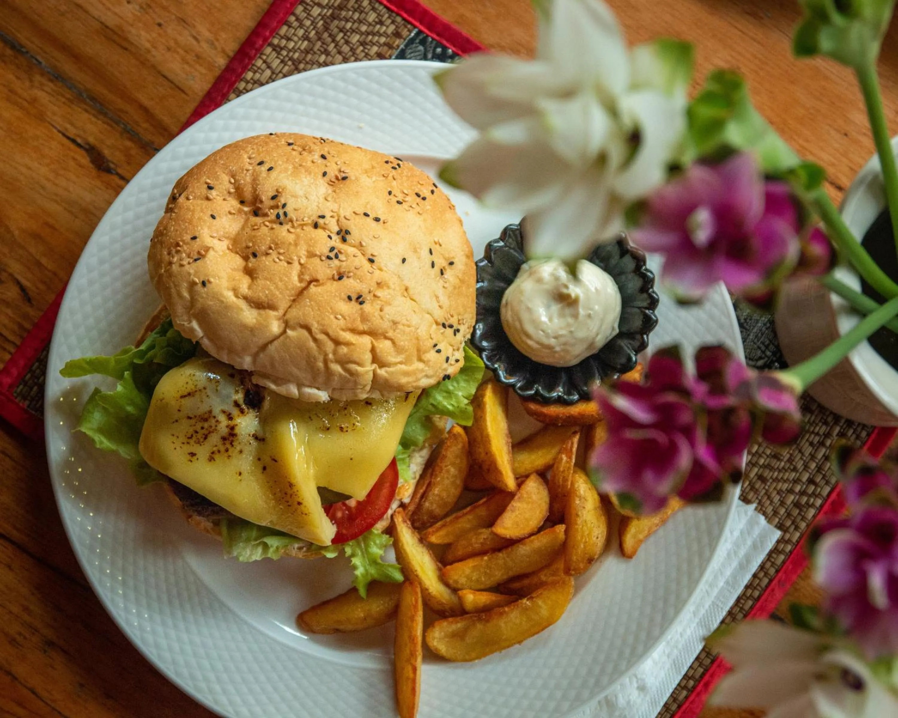 Food and drinks in Baanpong Lodge