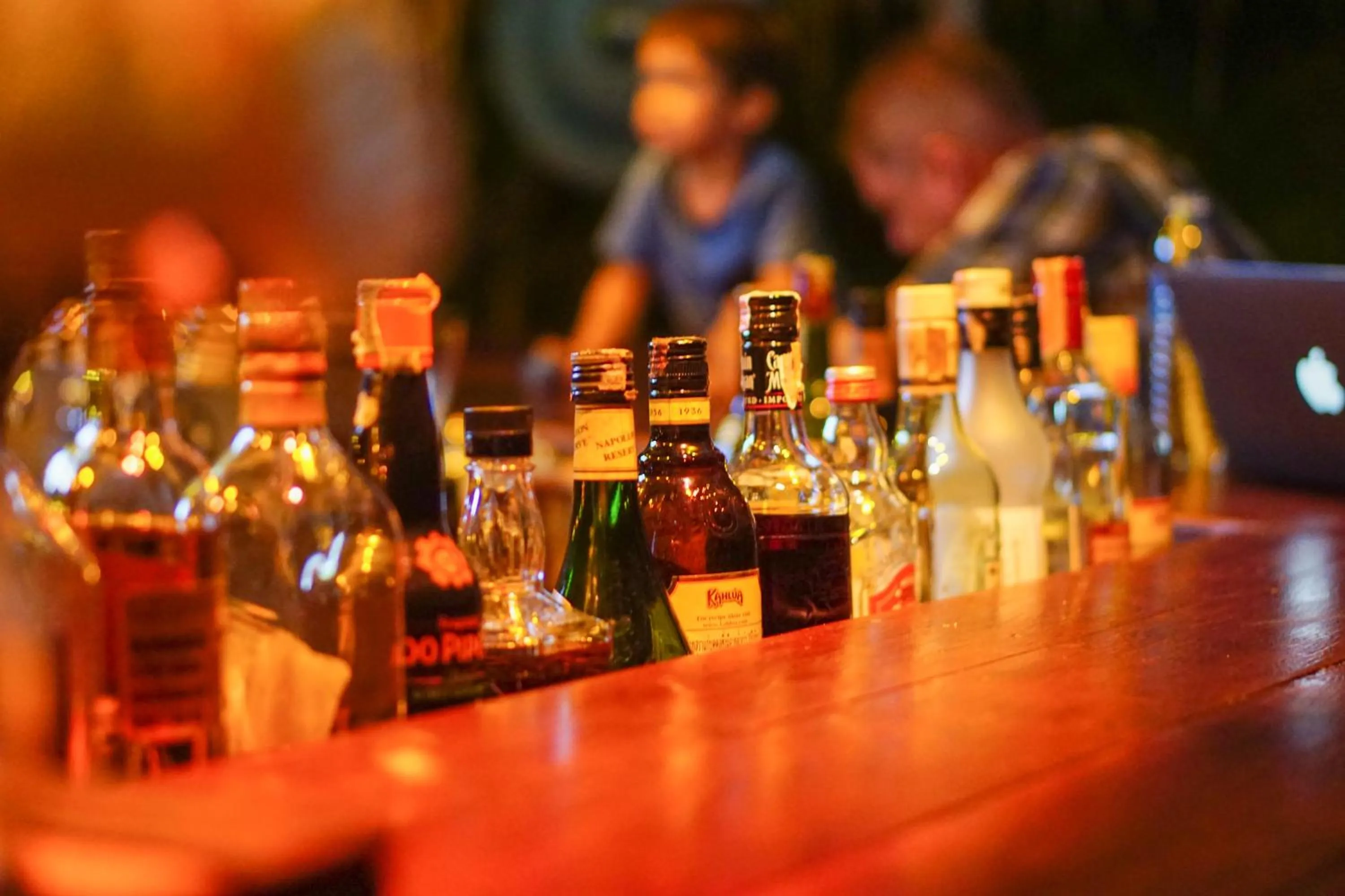 Communal lounge/ TV room in Baanpong Lodge