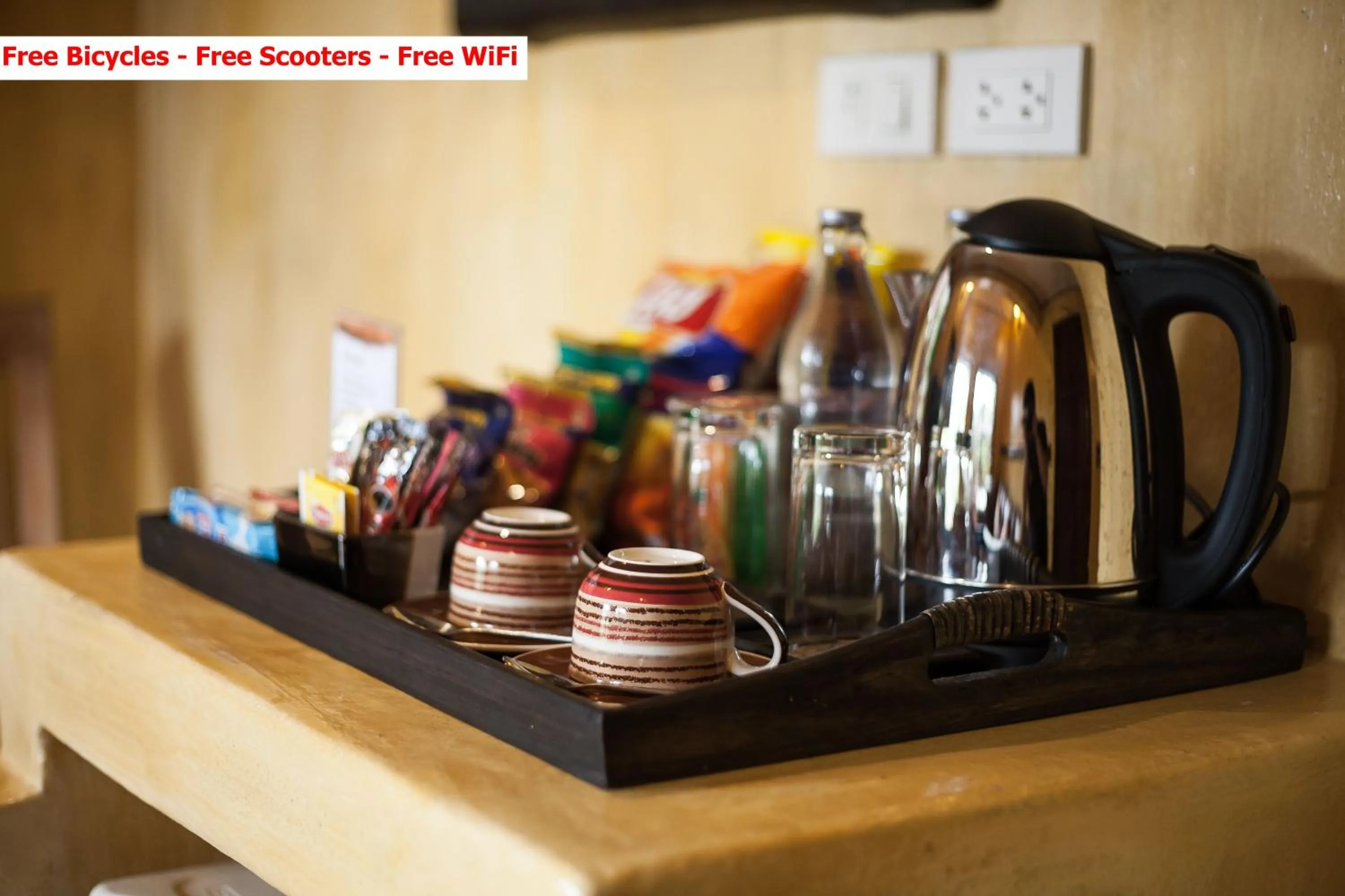Coffee/tea facilities in Baanpong Lodge