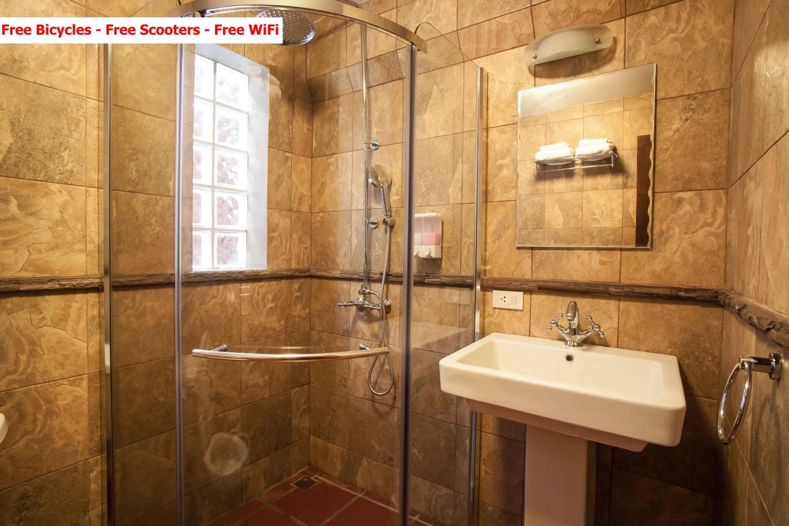 Bathroom in Baanpong Lodge