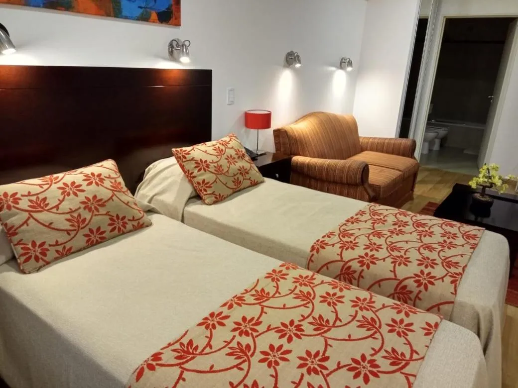 Bed in Palermo Bridge