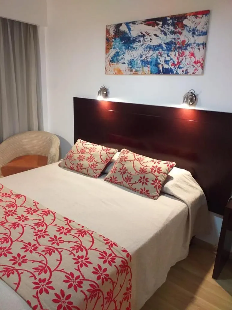 Bed in Palermo Bridge