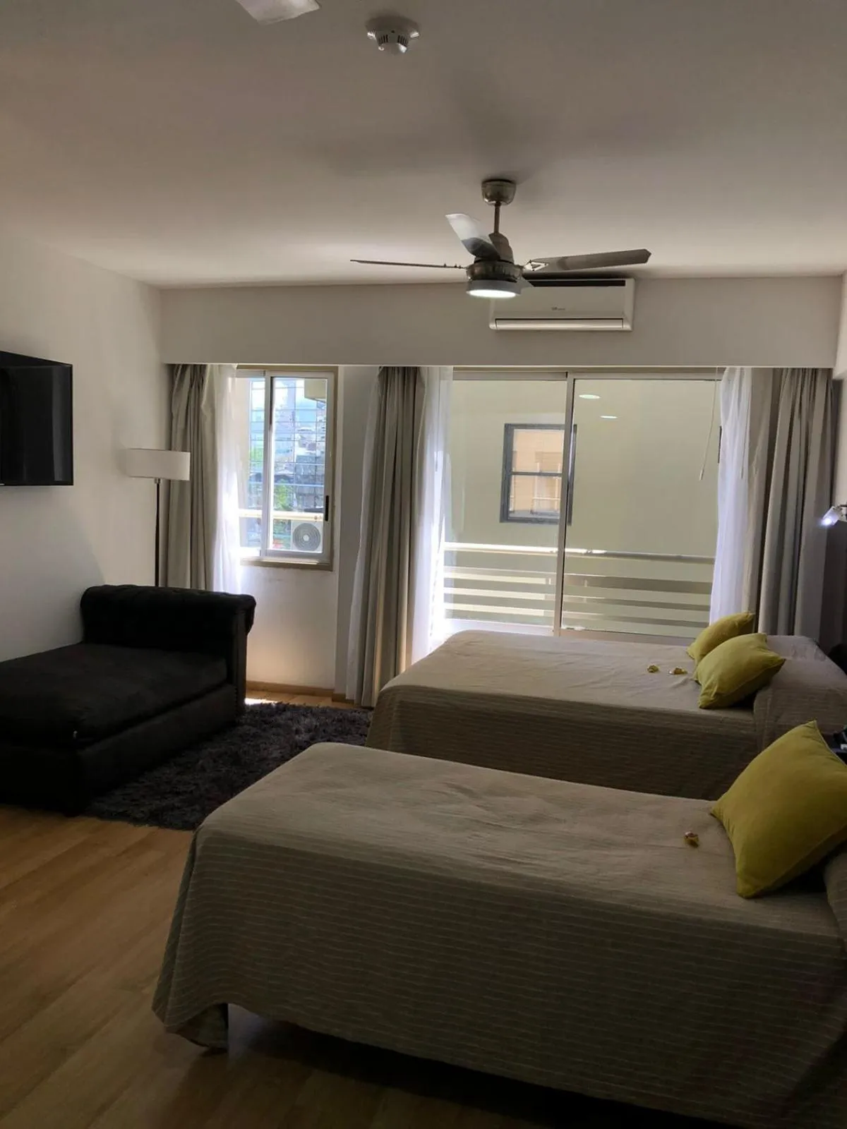 Bed in Palermo Bridge