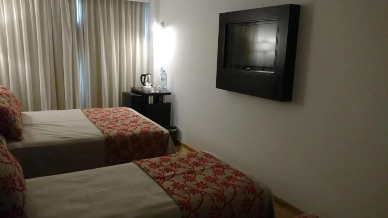 Bed in Palermo Bridge