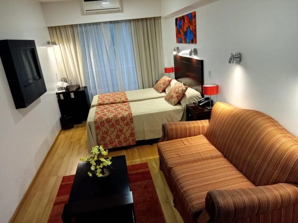 Bed in Palermo Bridge