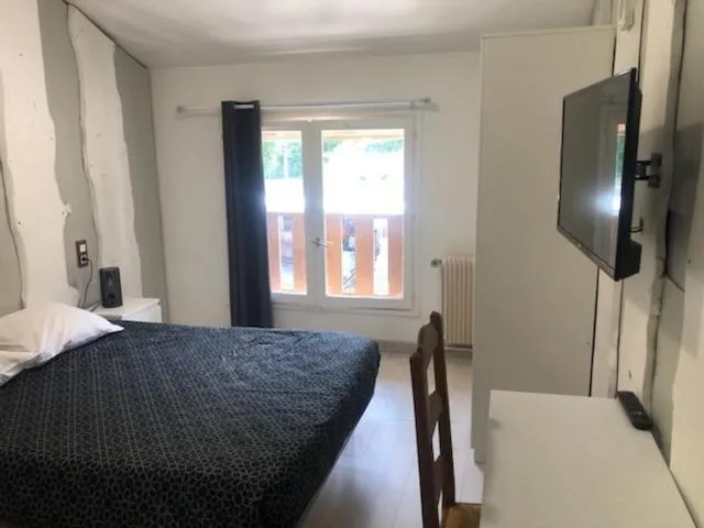 Bed in HOTEL BON ACCUEIL