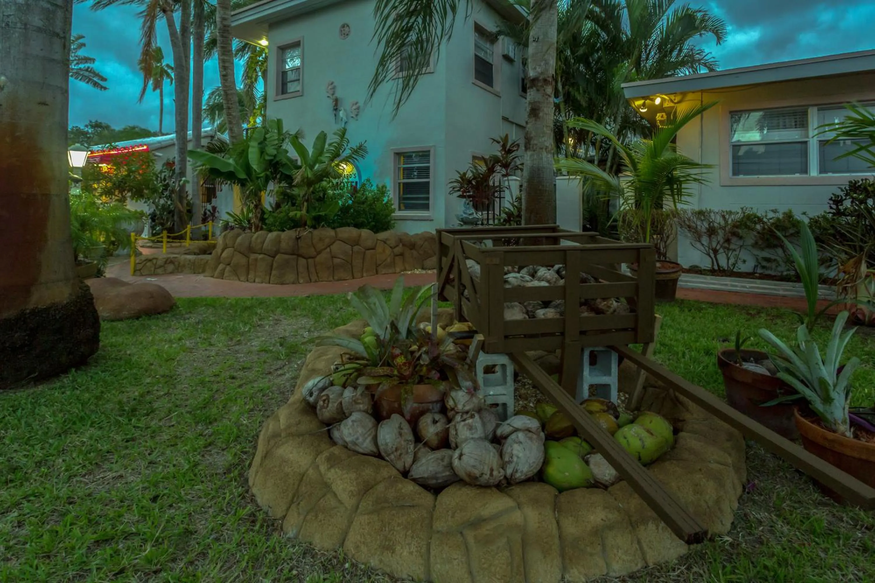 Property building in Richard's Motel