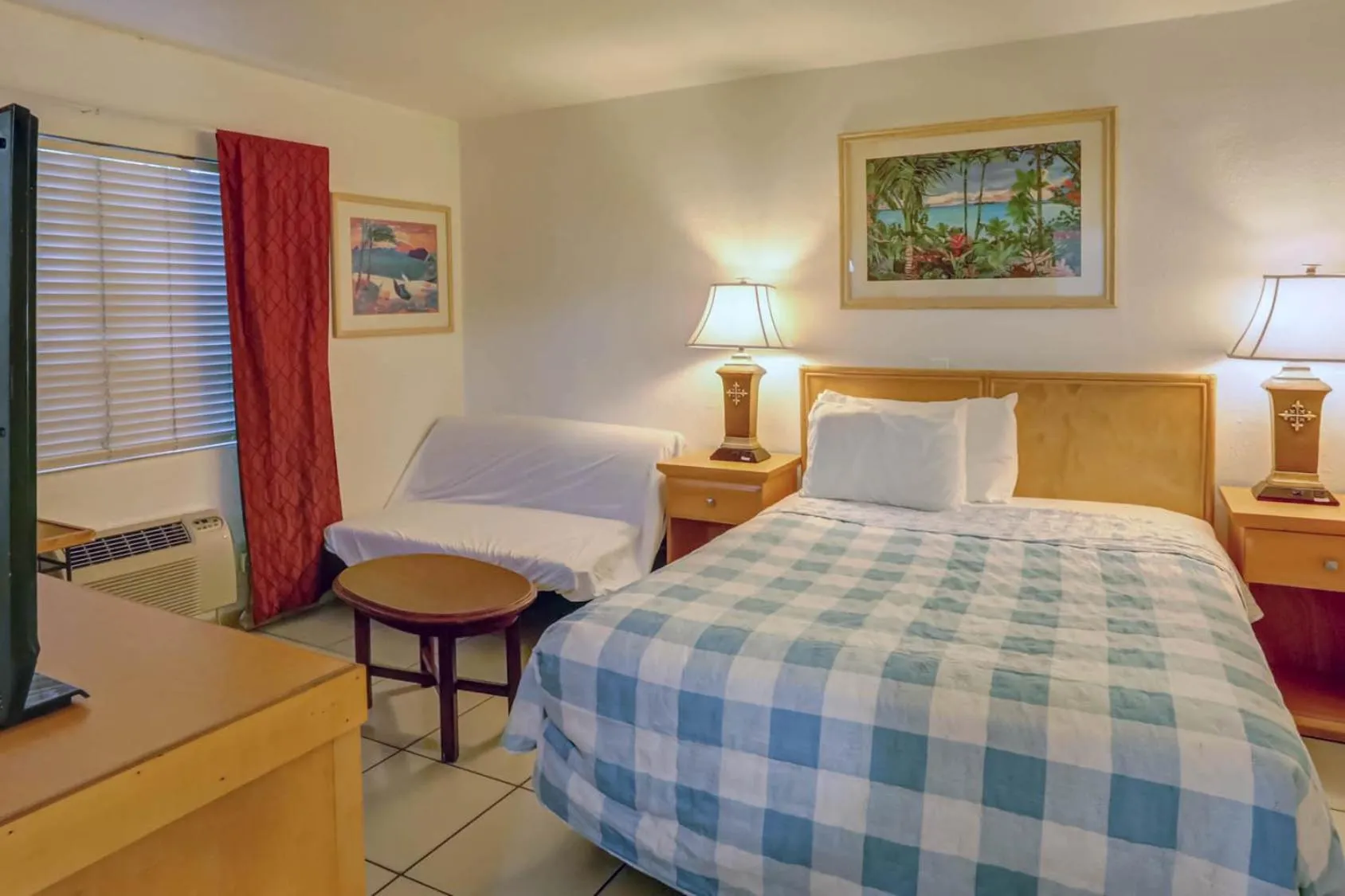 Bed in Richard's Motel