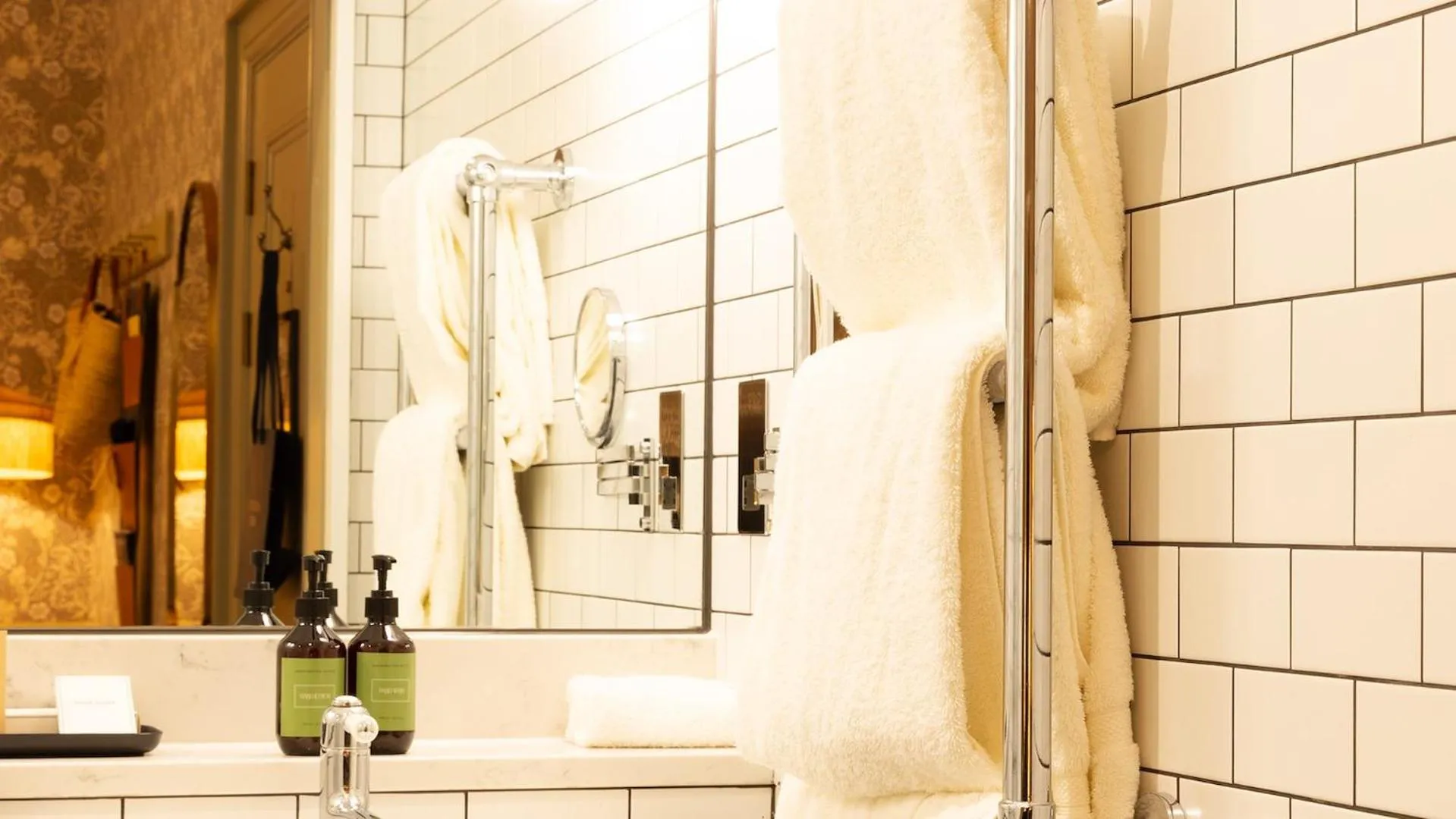 Bathroom in Haddington House Hotel