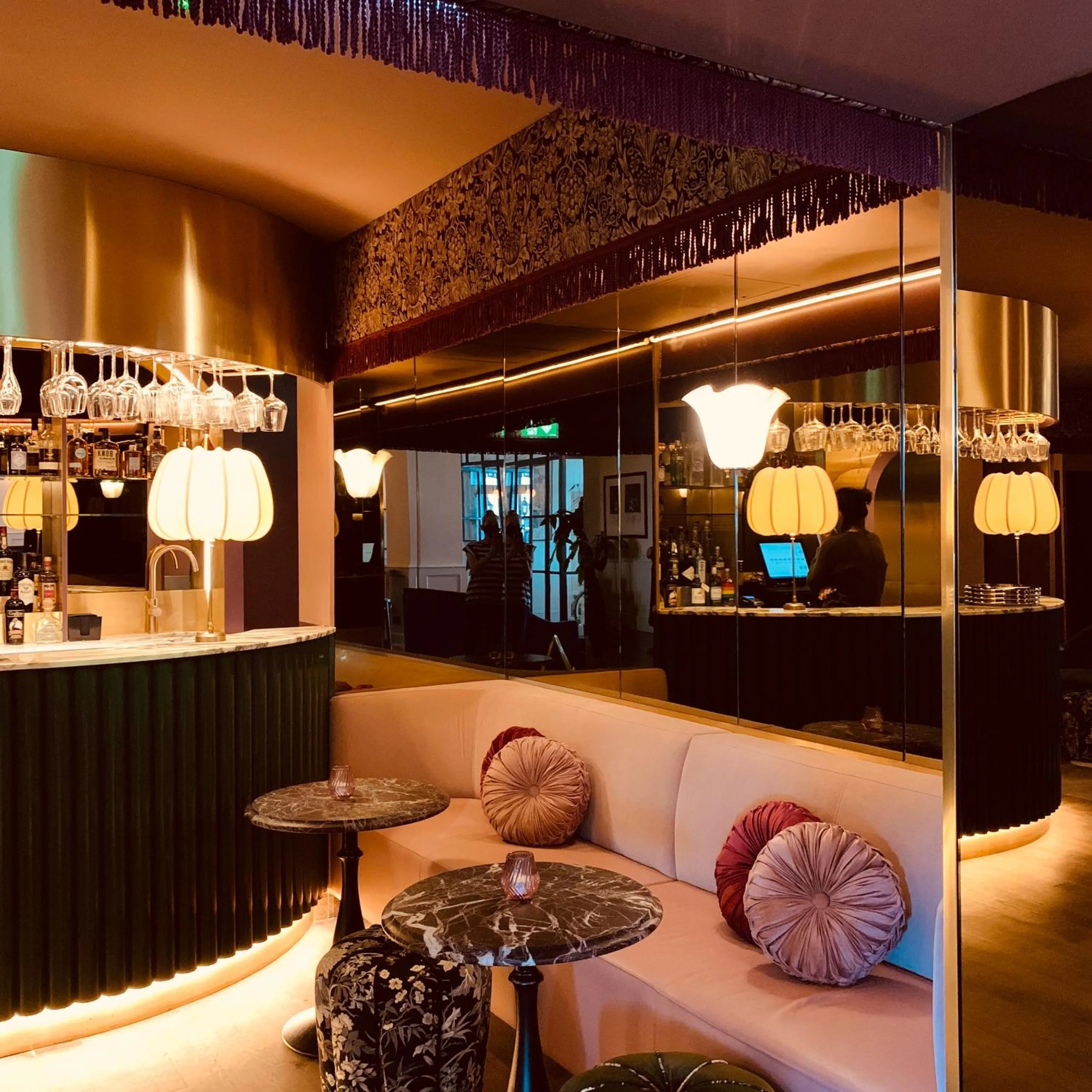 Lounge or bar in Haddington House Hotel