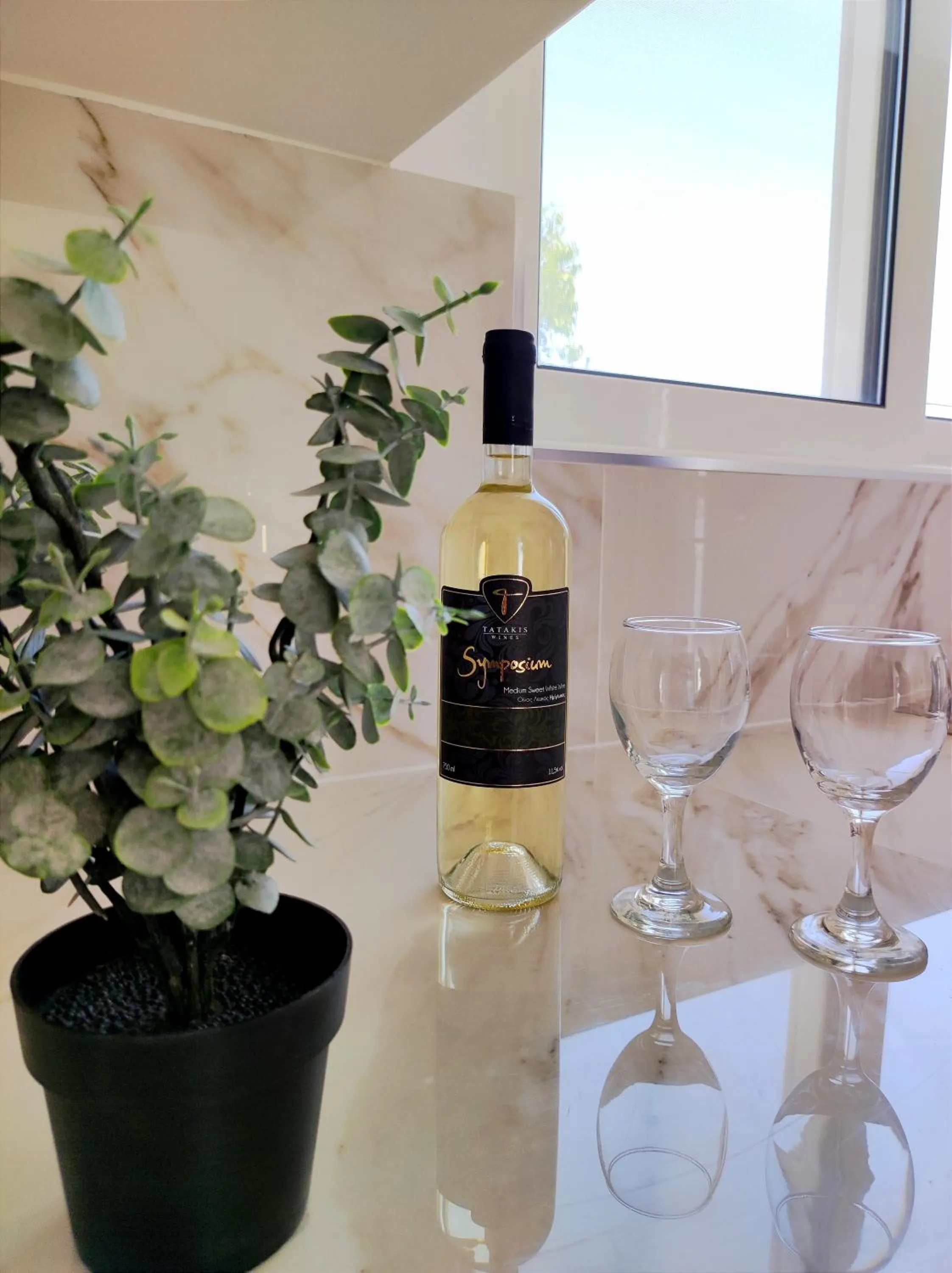 Drinks in Sea Harmony