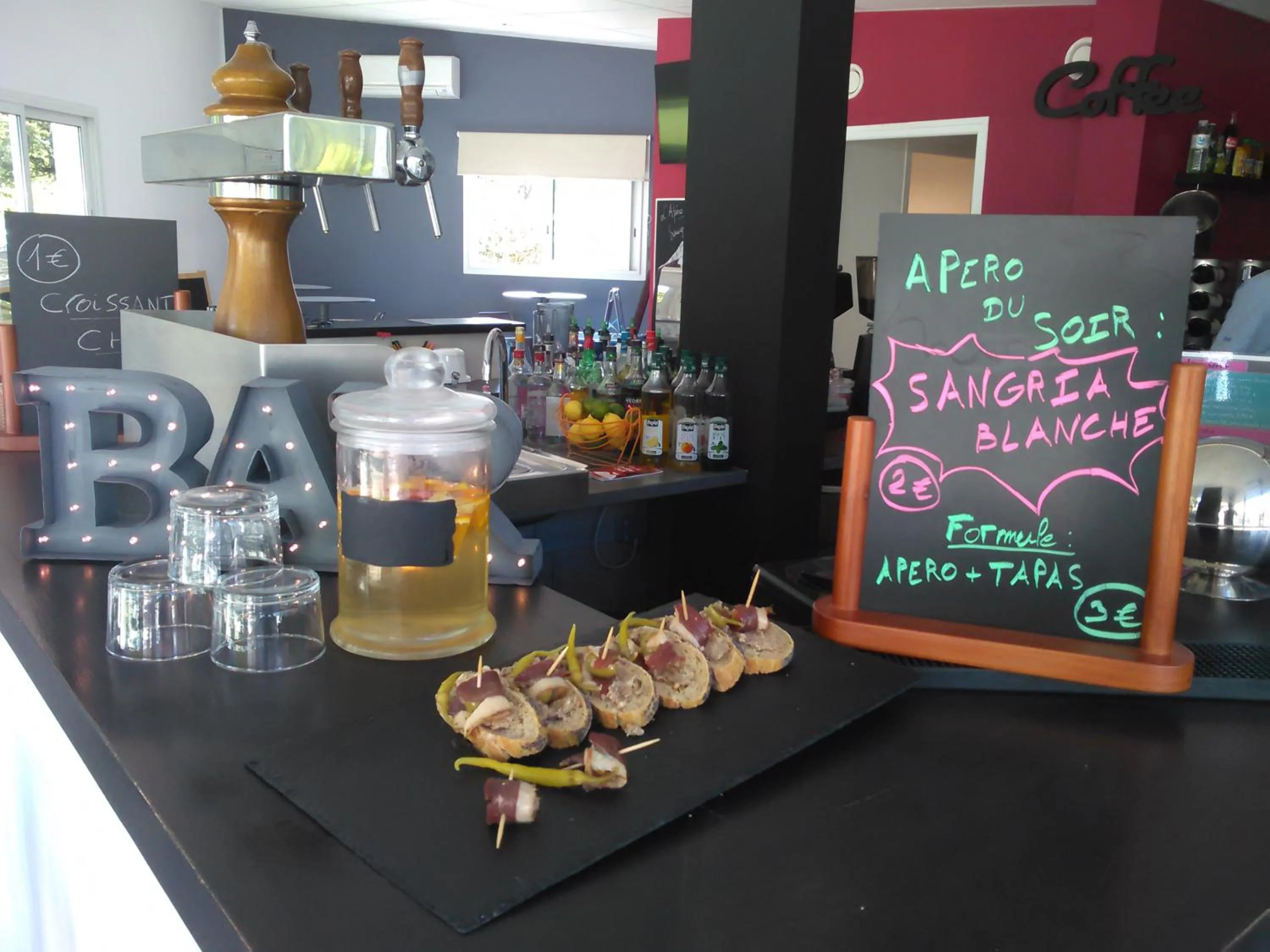 Restaurant/places to eat in Cap Océan