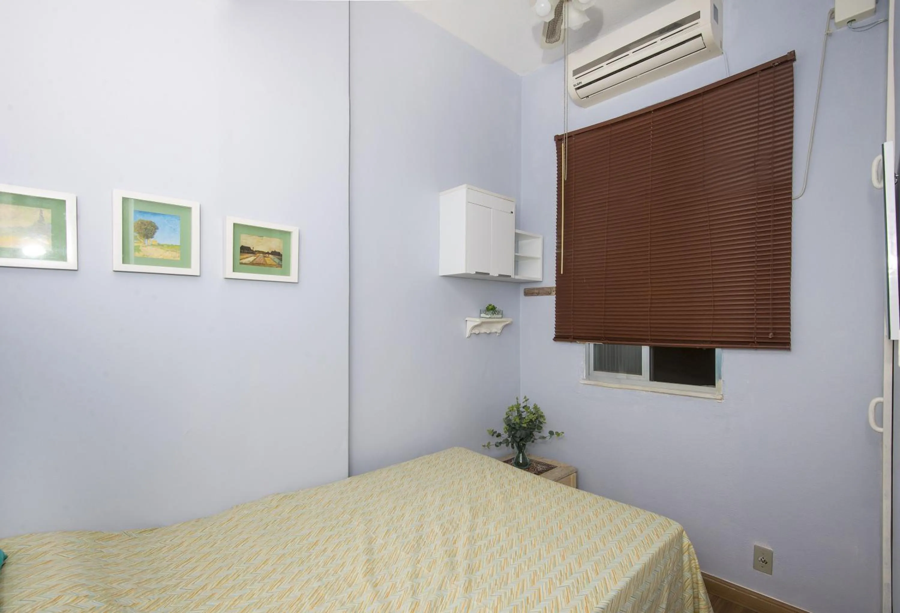 Bed in Family Apartment 2 Rooms in Copacabana