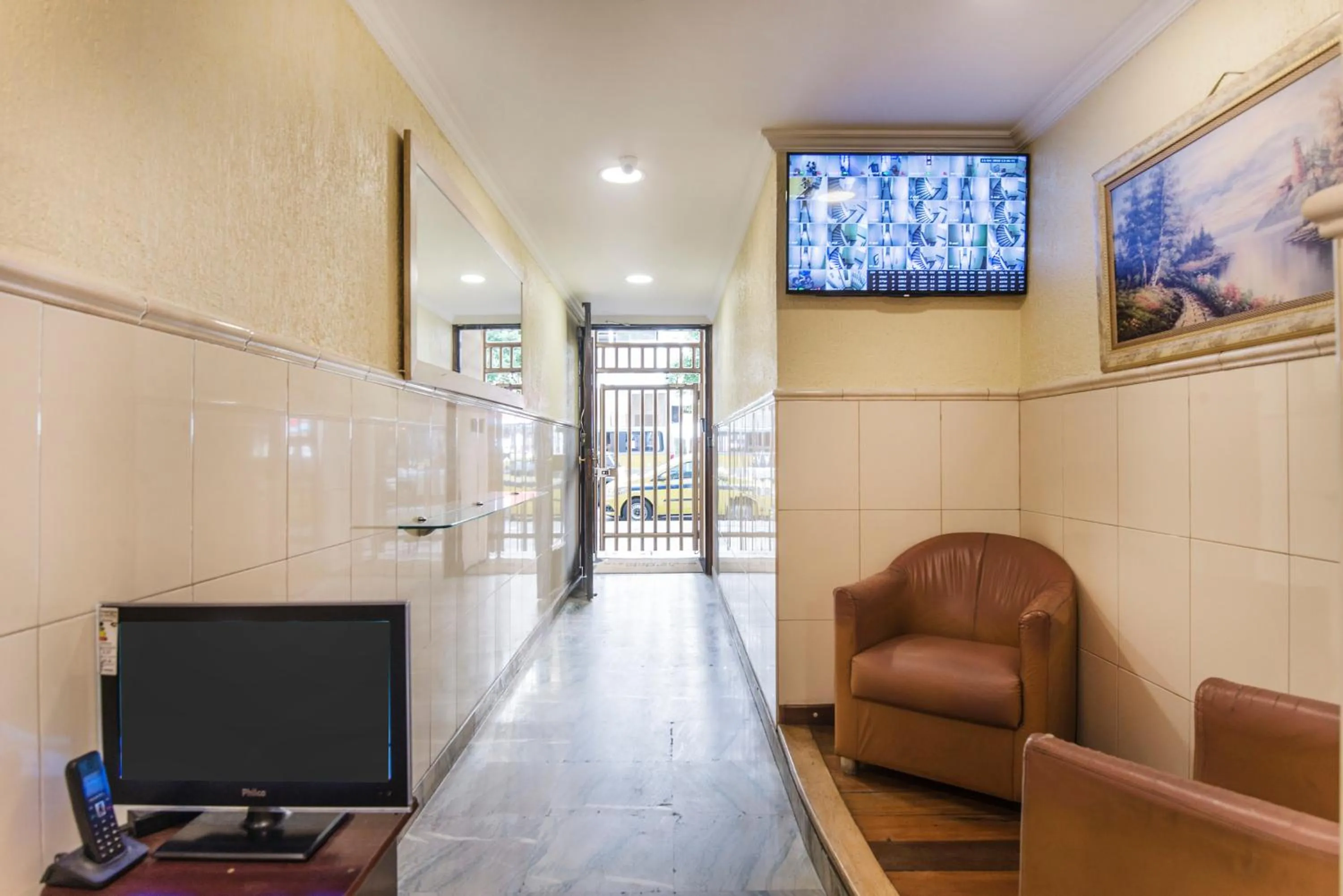 Facade/entrance in Family Apartment 2 Rooms in Copacabana