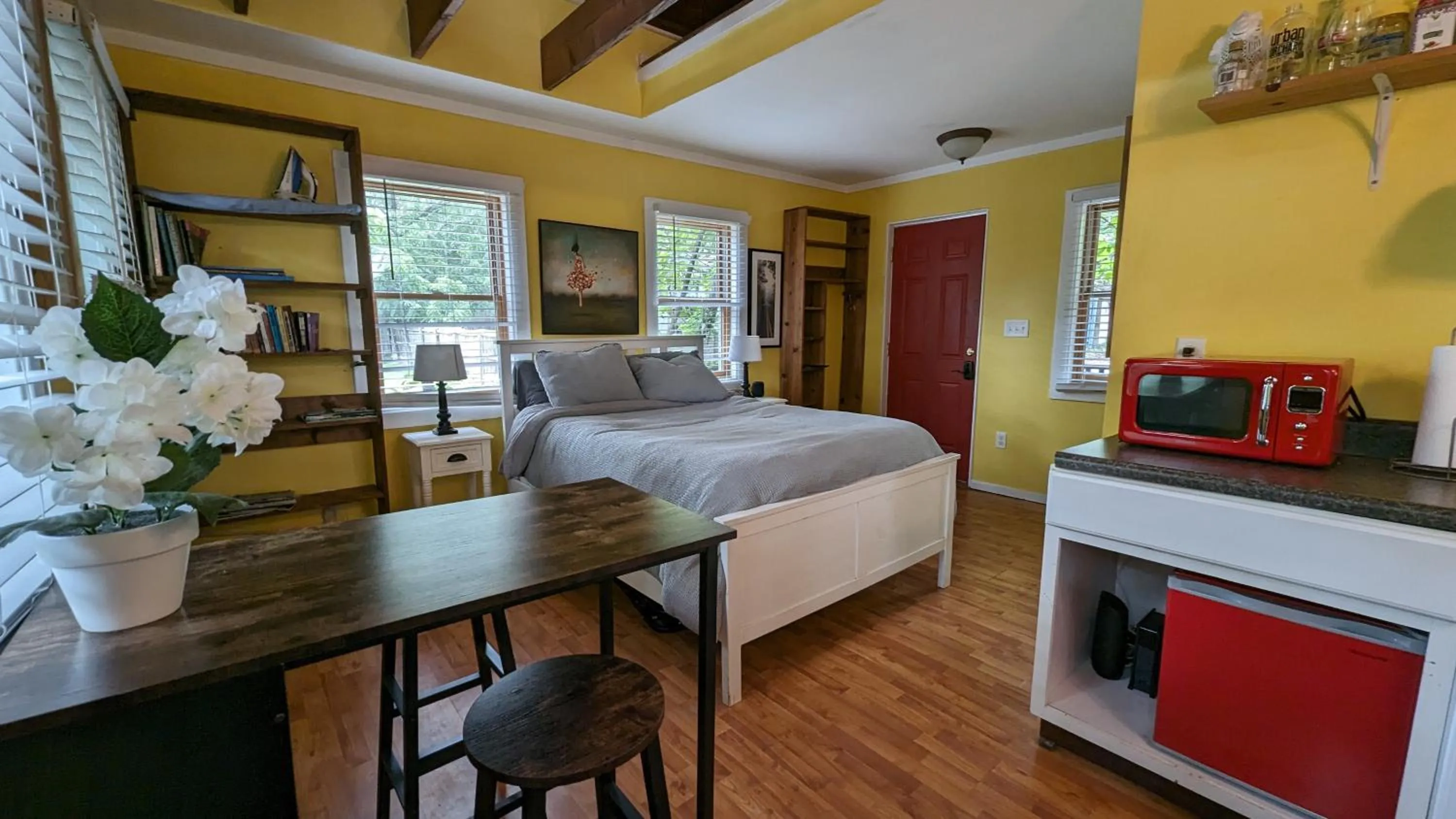 Bed in Bon Paul & Sharky's Hostel