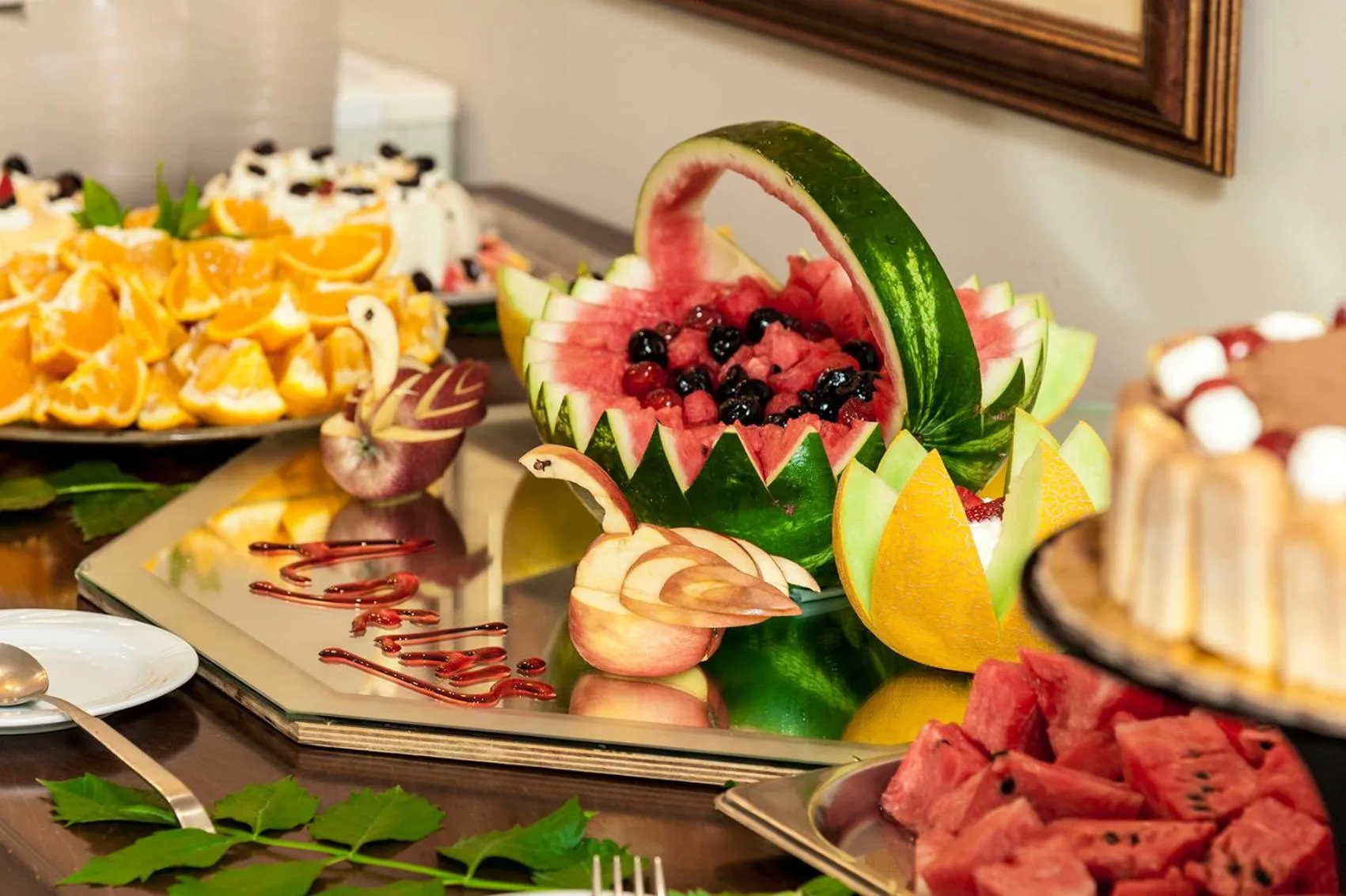 Restaurant/places to eat in Adelais Hotel