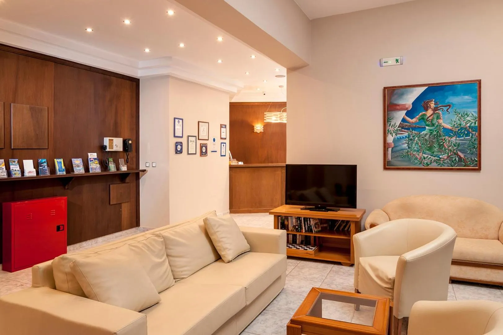 Living room in Adelais Hotel