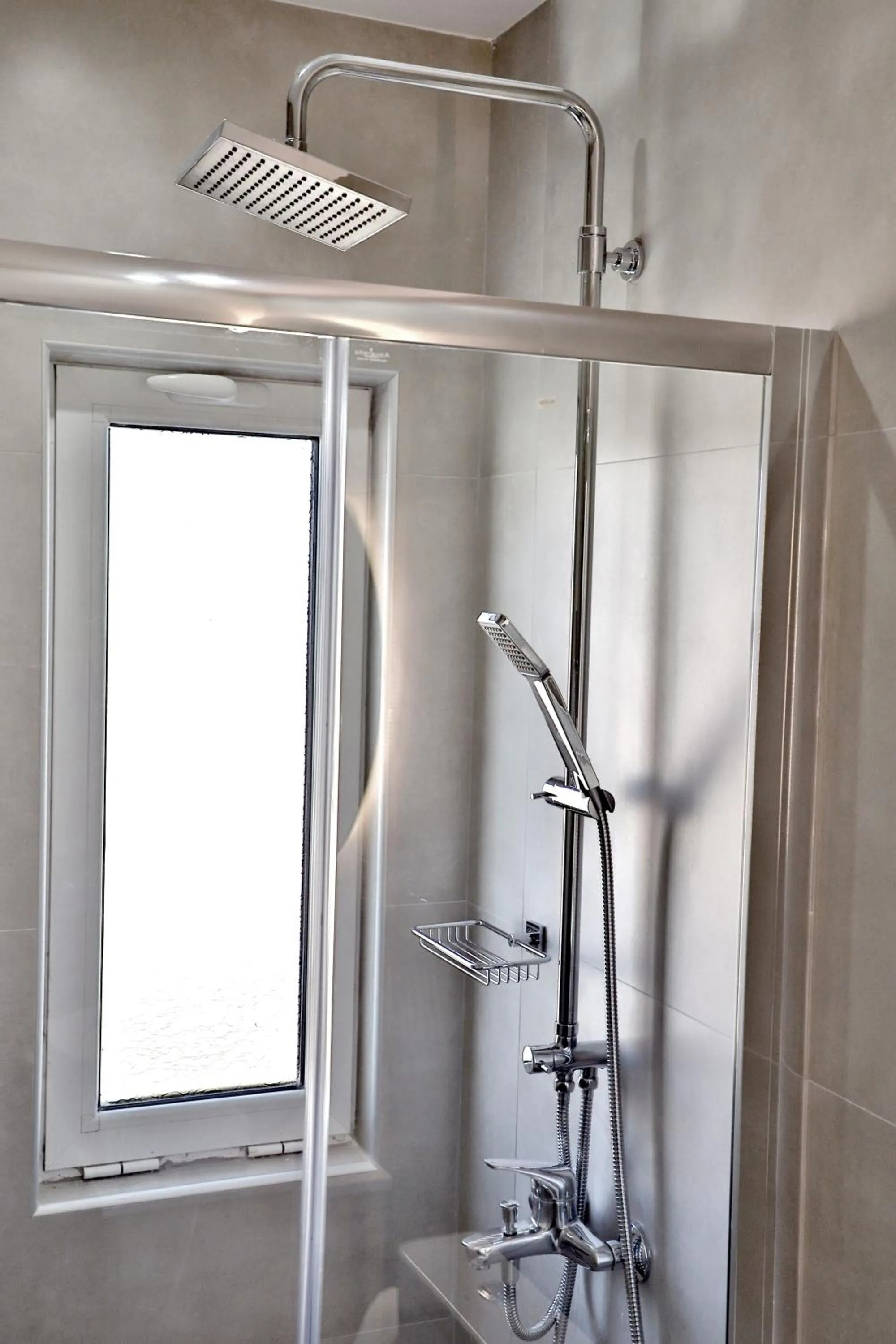 Helios Studios & Apartments