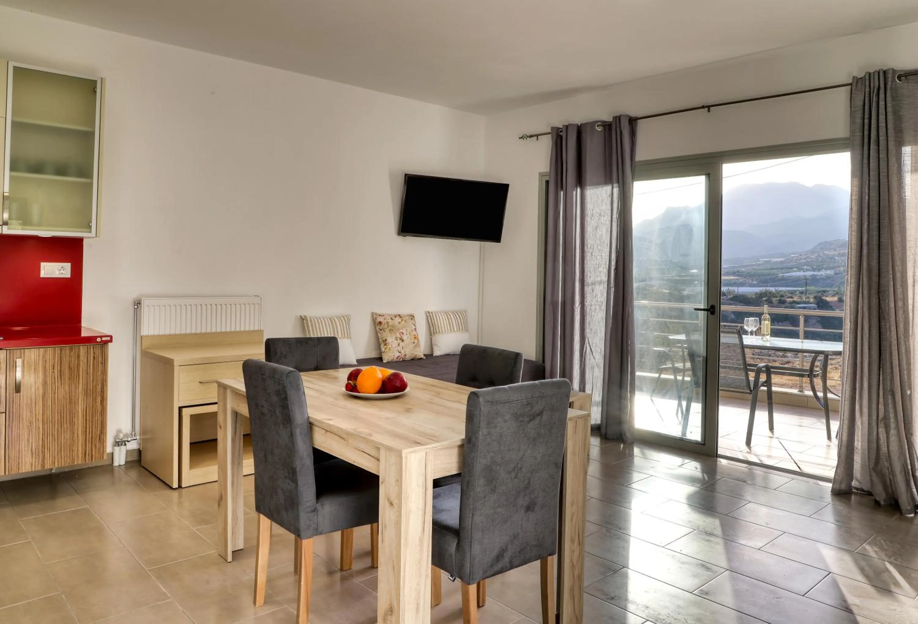 Helios Studios & Apartments