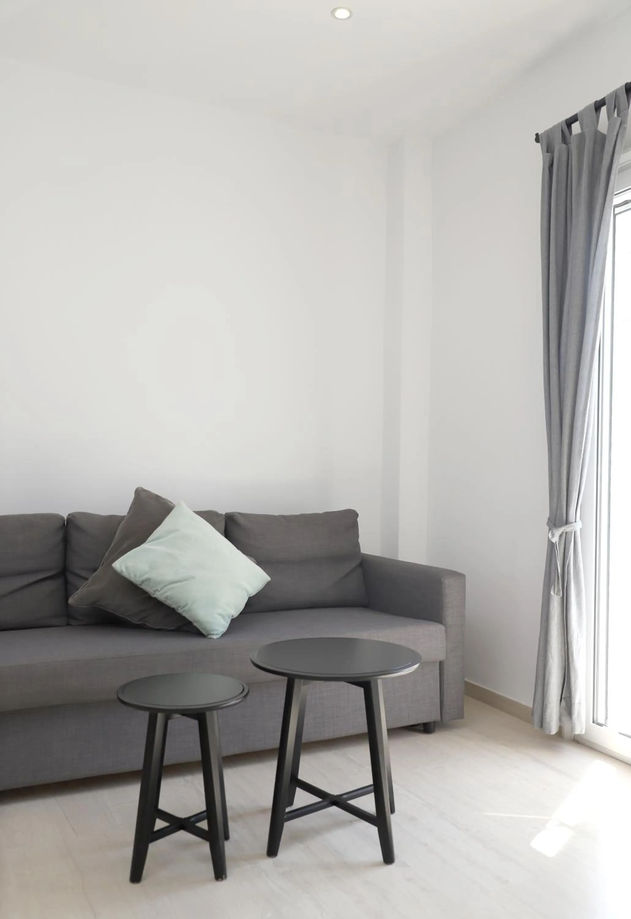 Helios Studios & Apartments