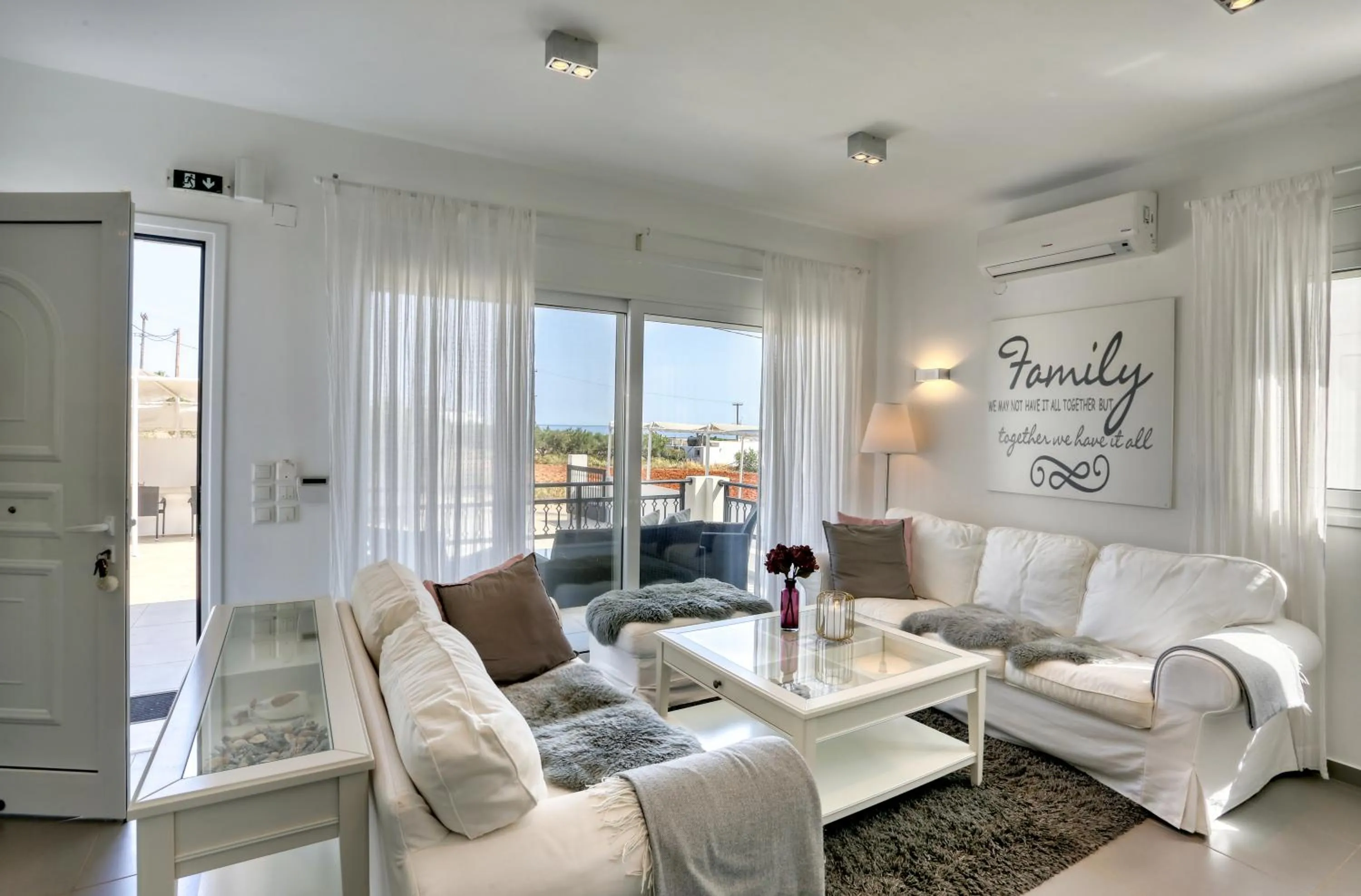 Helios Studios & Apartments