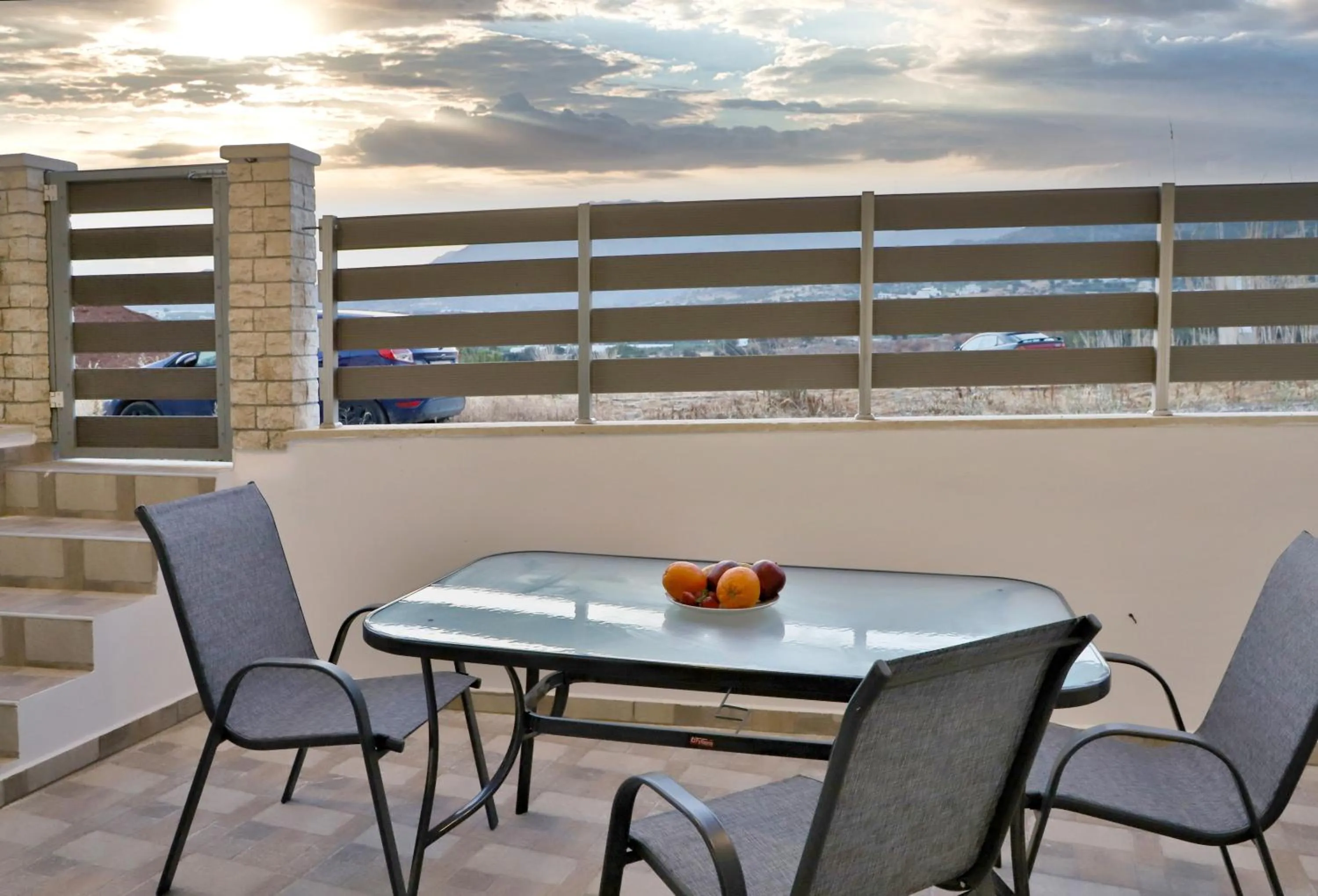 Helios Studios & Apartments