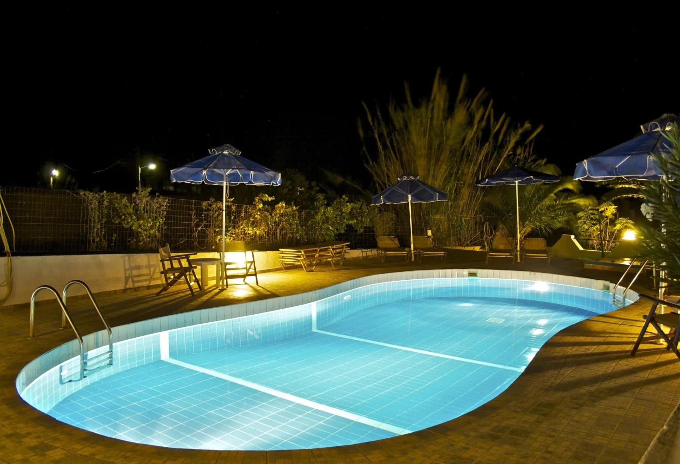 Swimming pool in Helios Studios & Apartments