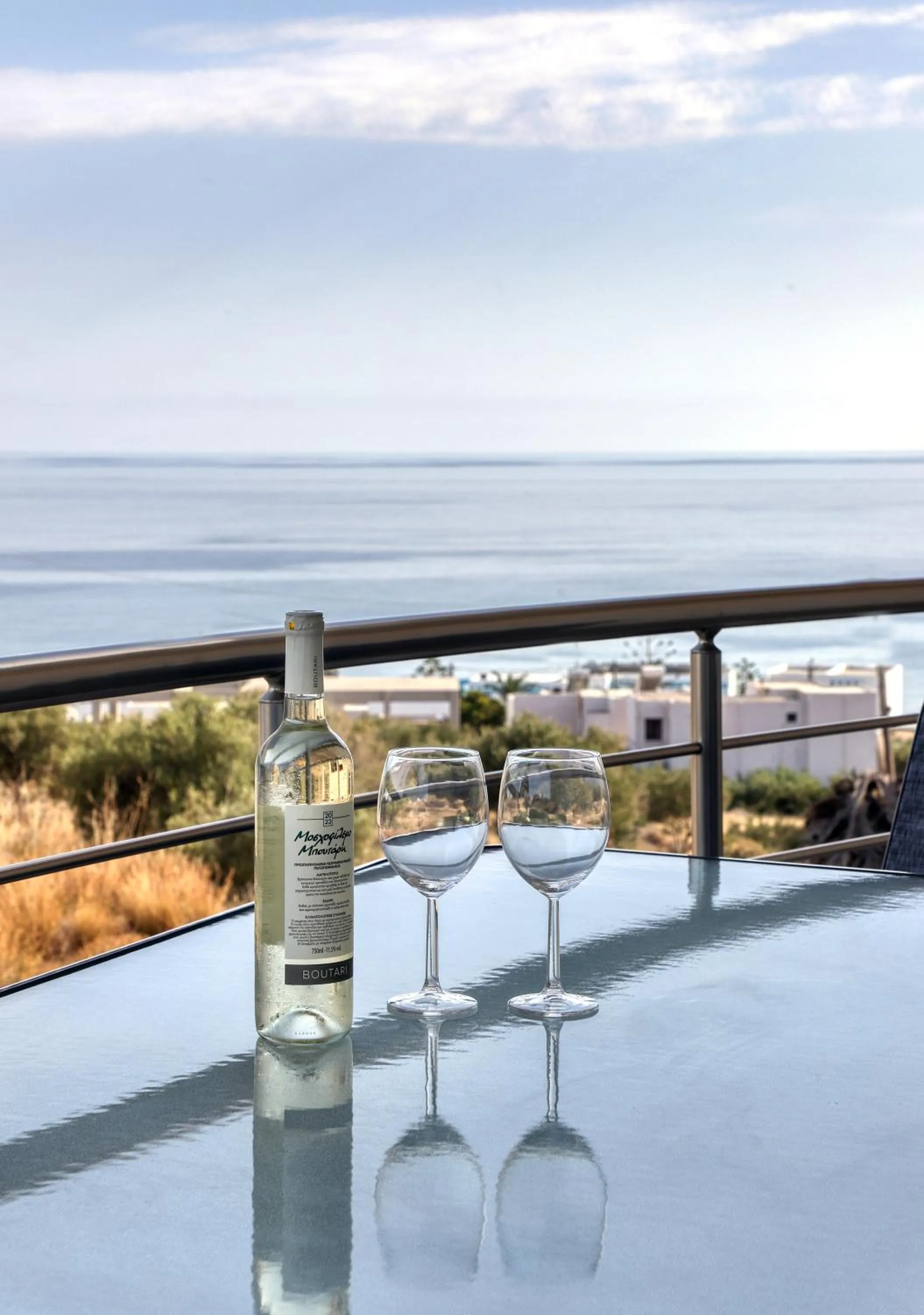 Helios Studios & Apartments