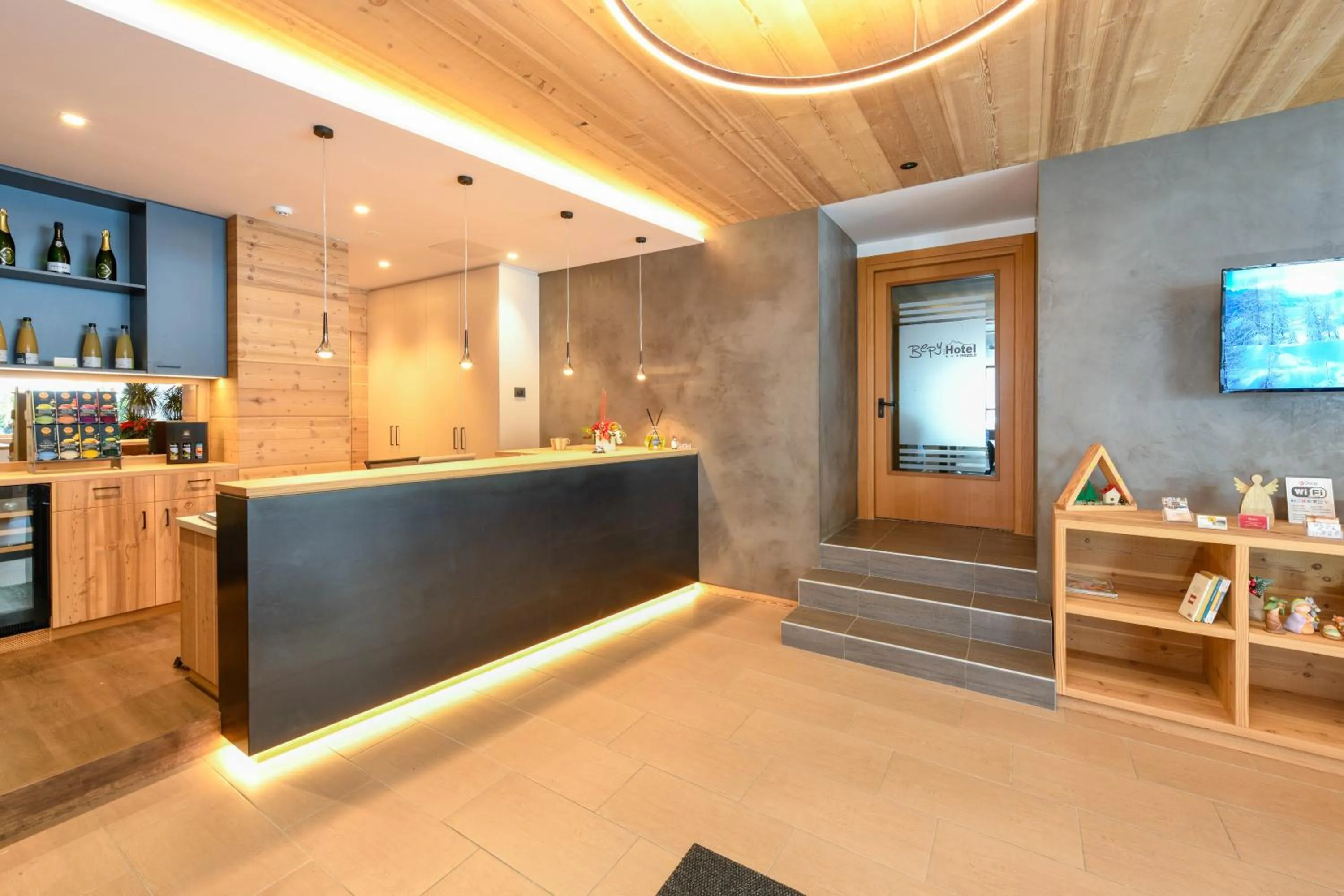 Lobby or reception in Bepy Hotel Garni